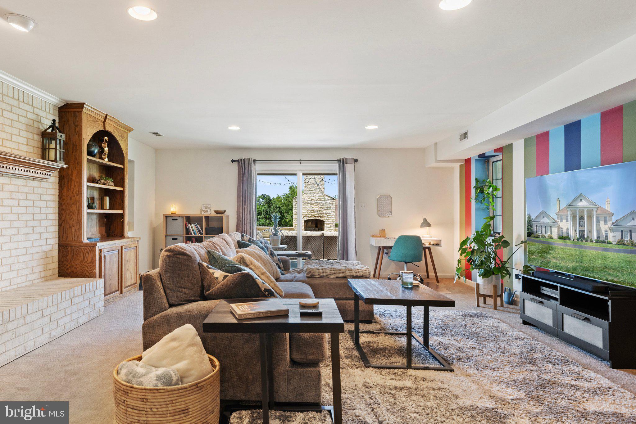 SADDLE RIDGE FARMS - Residential