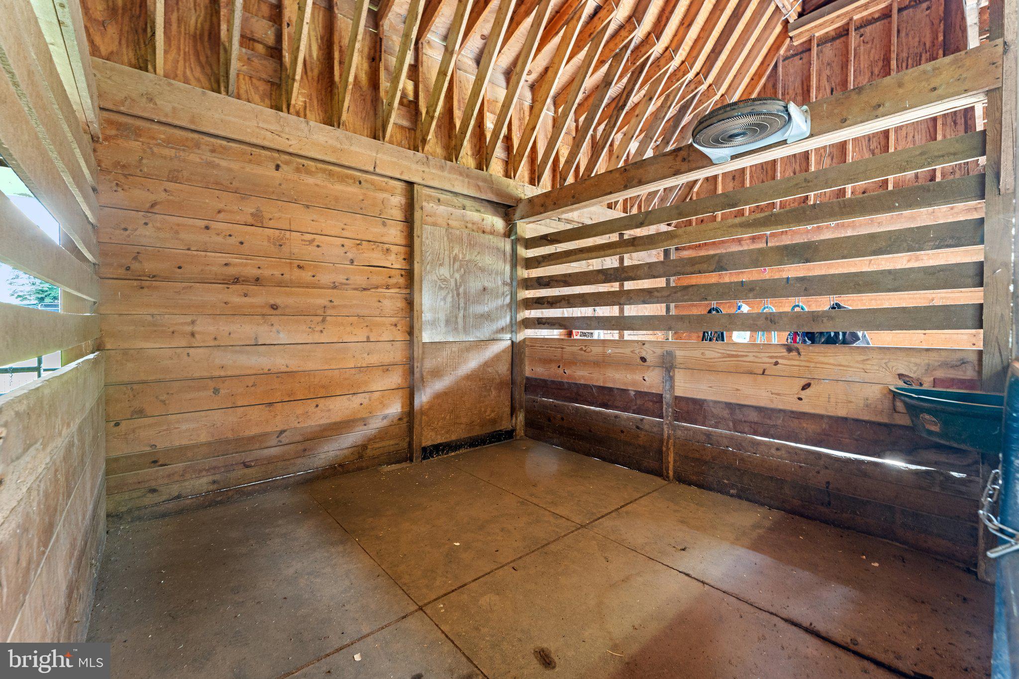 SADDLE RIDGE FARMS - Residential