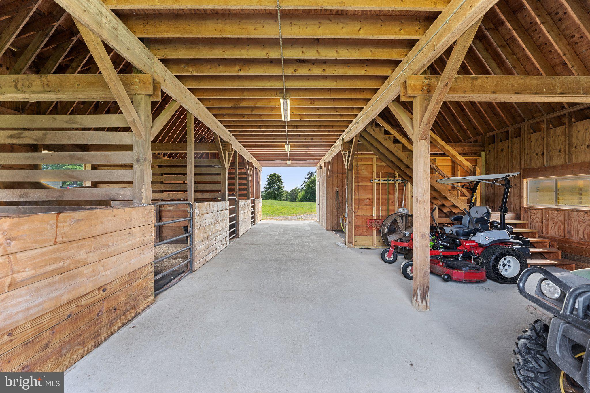 SADDLE RIDGE FARMS - Residential