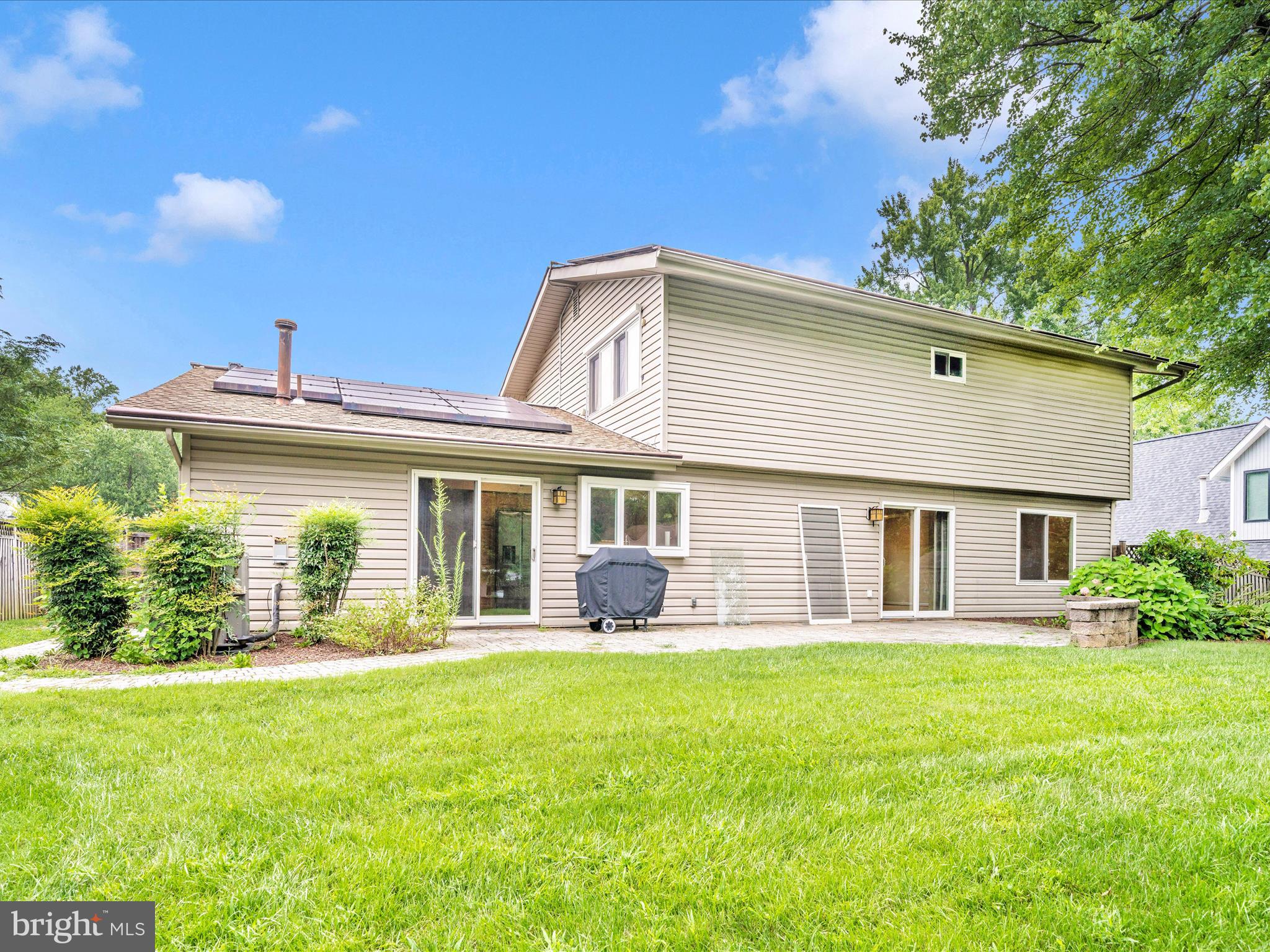 BROOKVILLE KNOLLS - Residential Lease