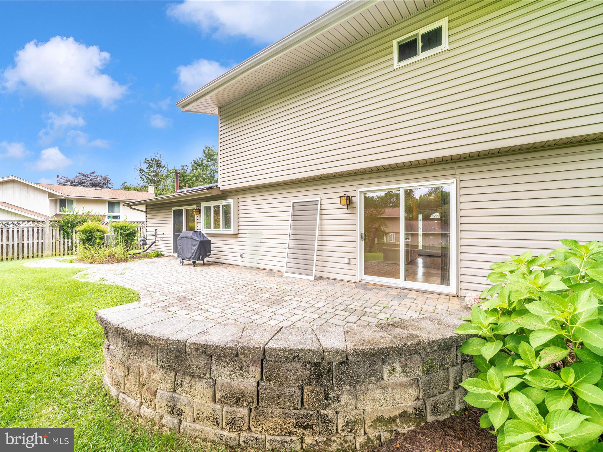 BROOKVILLE KNOLLS - Residential Lease