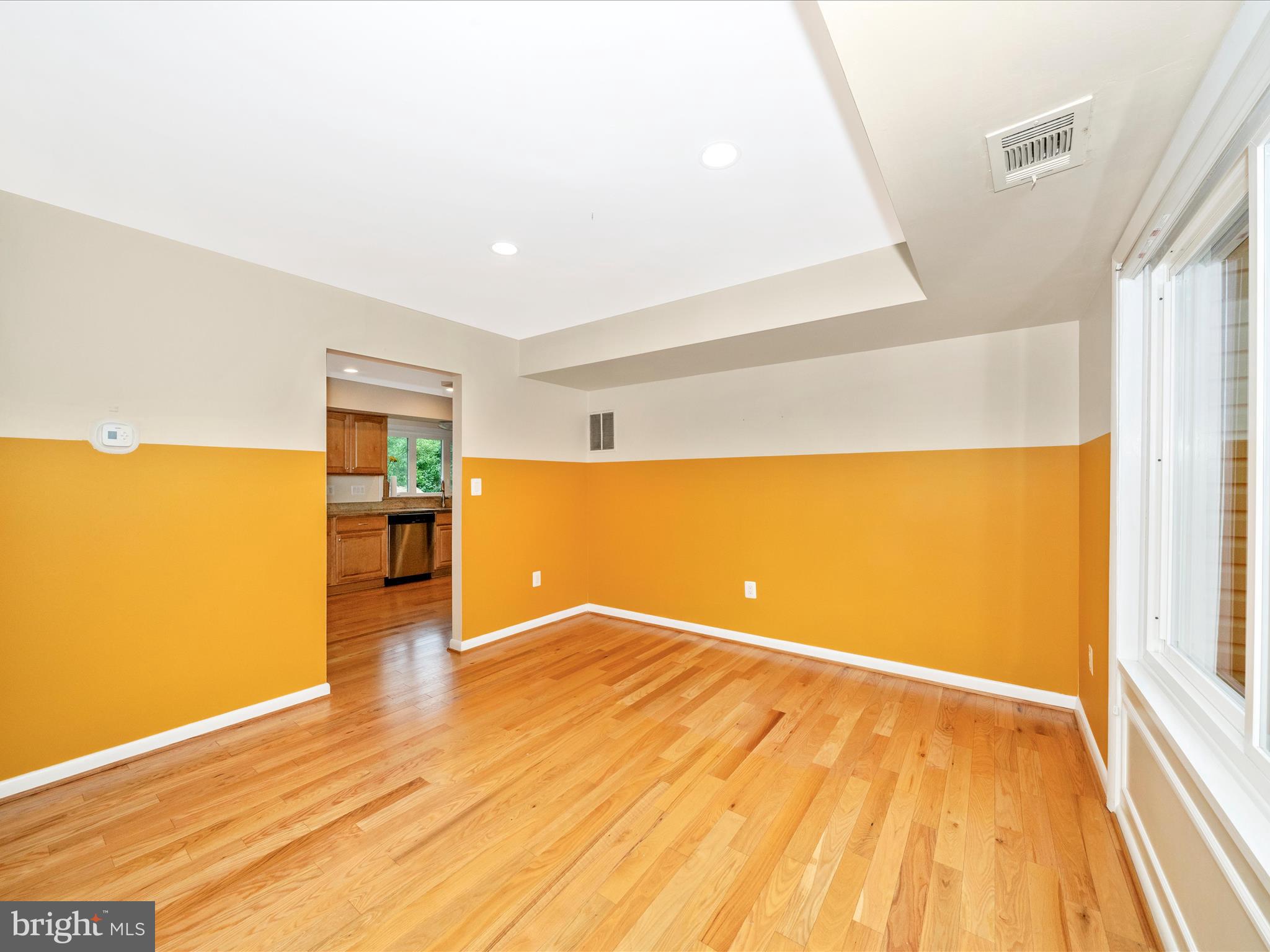 BROOKVILLE KNOLLS - Residential Lease