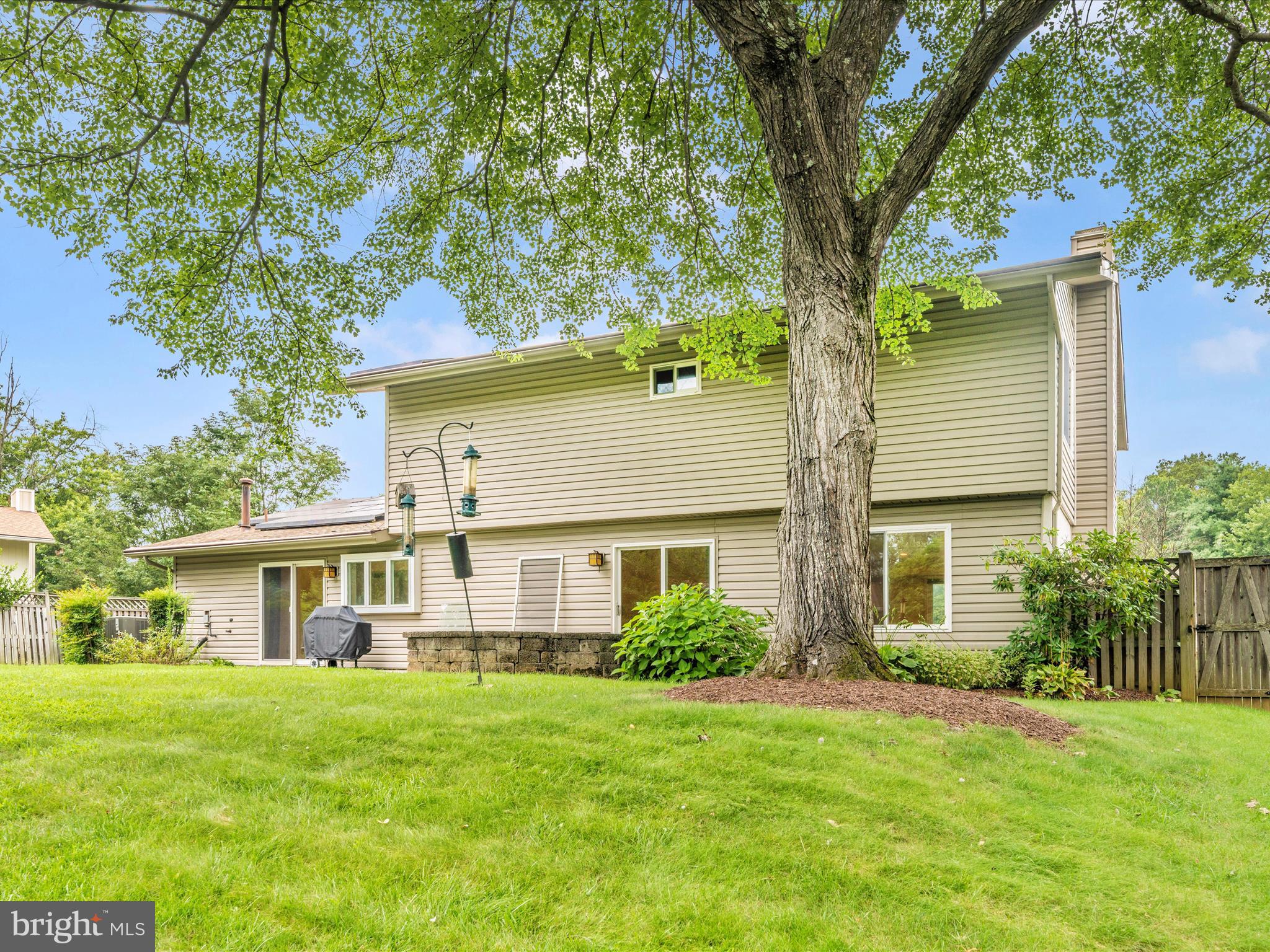 BROOKVILLE KNOLLS - Residential Lease