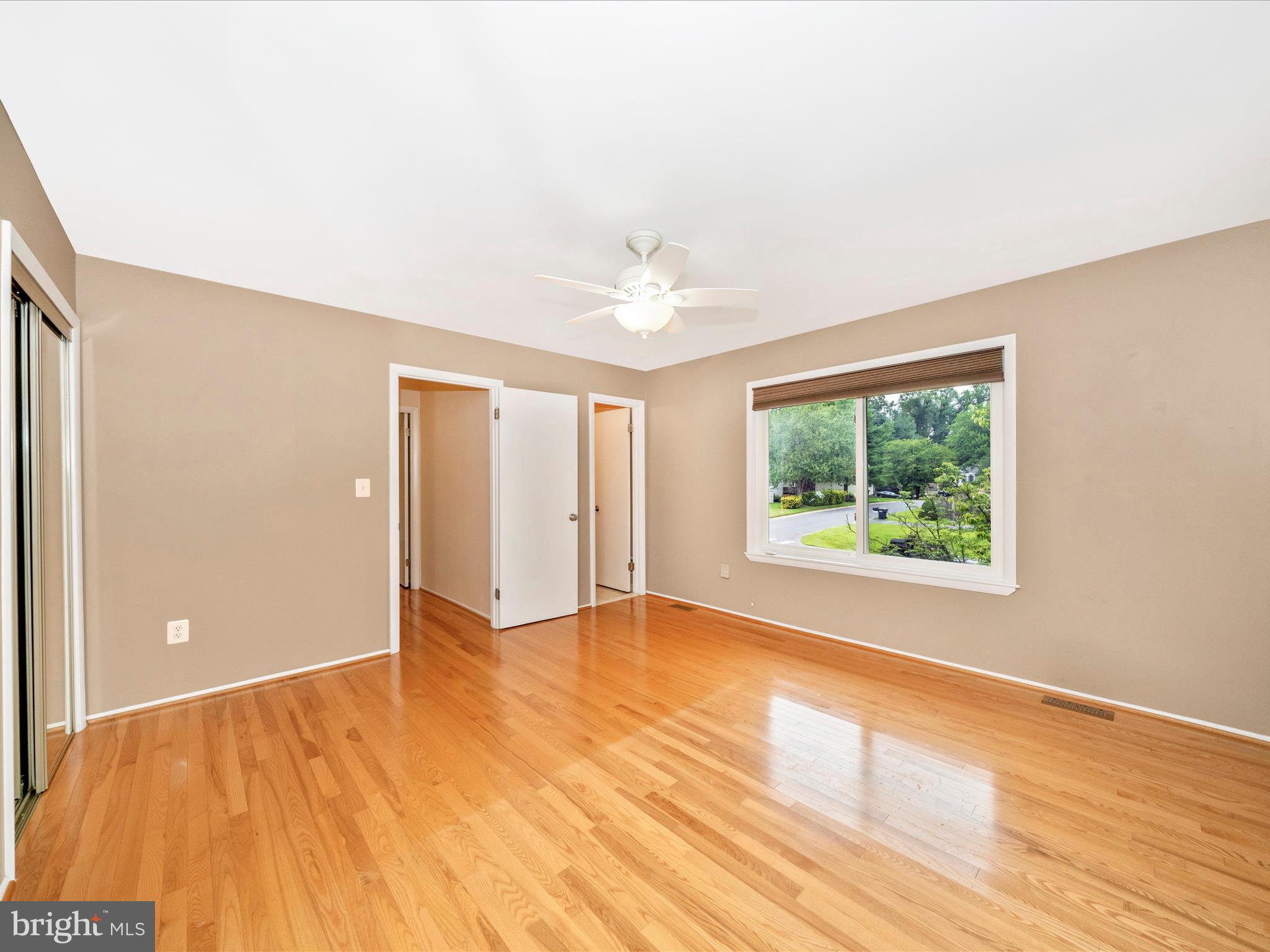 BROOKVILLE KNOLLS - Residential Lease