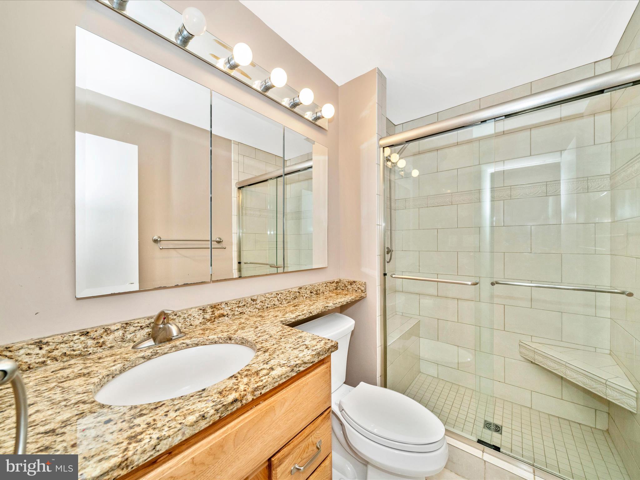 BROOKVILLE KNOLLS - Residential Lease