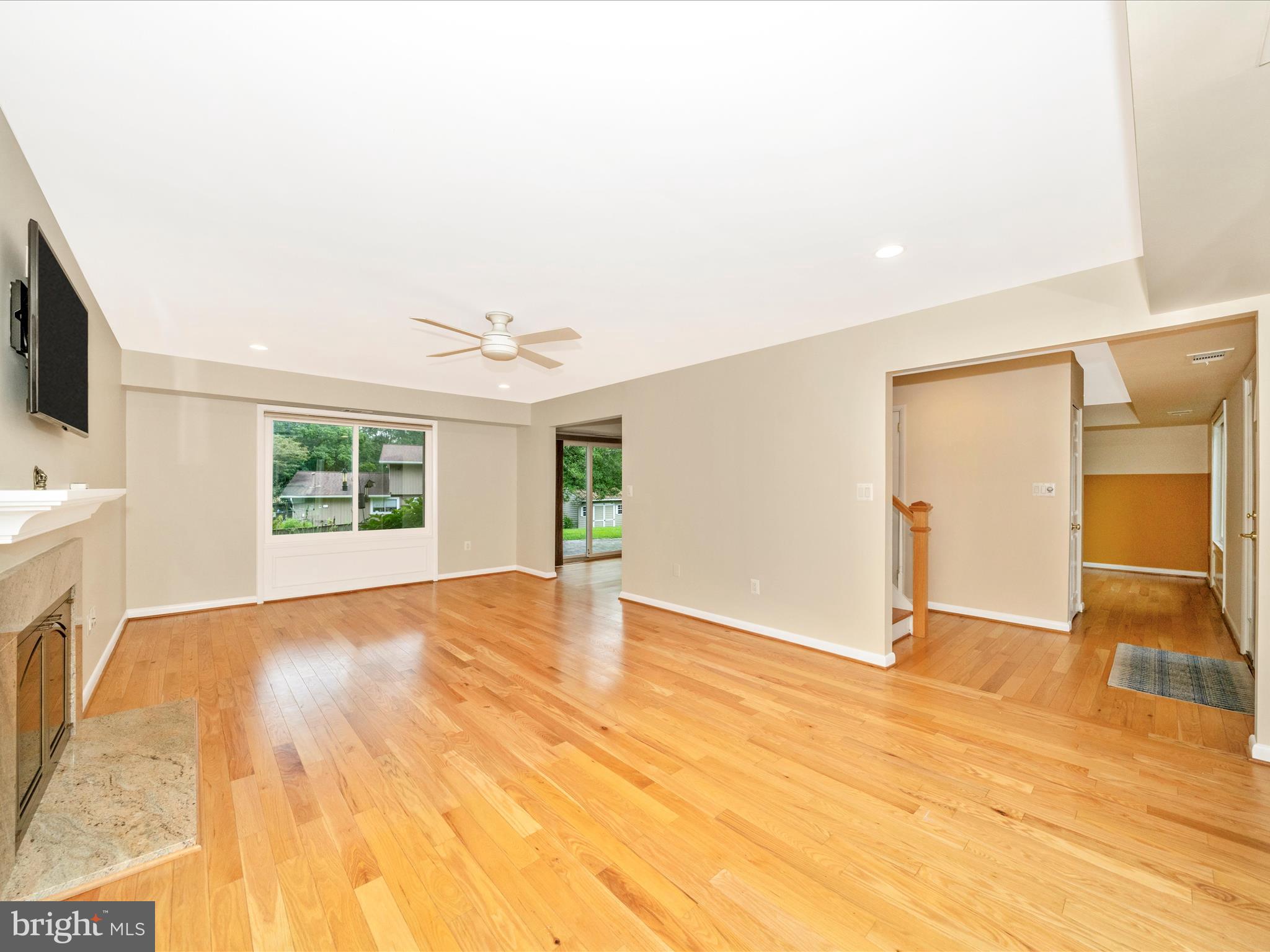 BROOKVILLE KNOLLS - Residential Lease