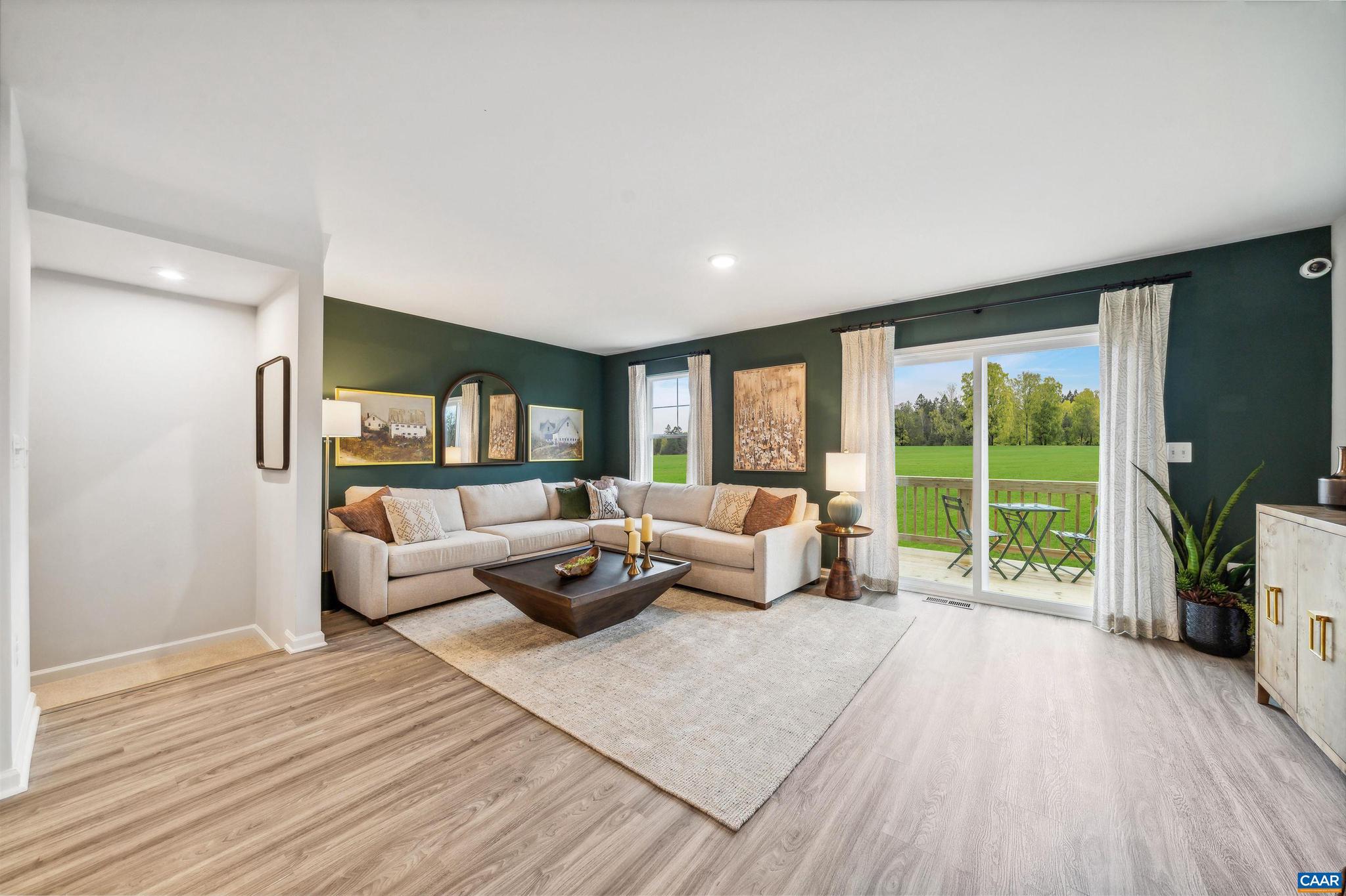 205 HORSE PATH LN