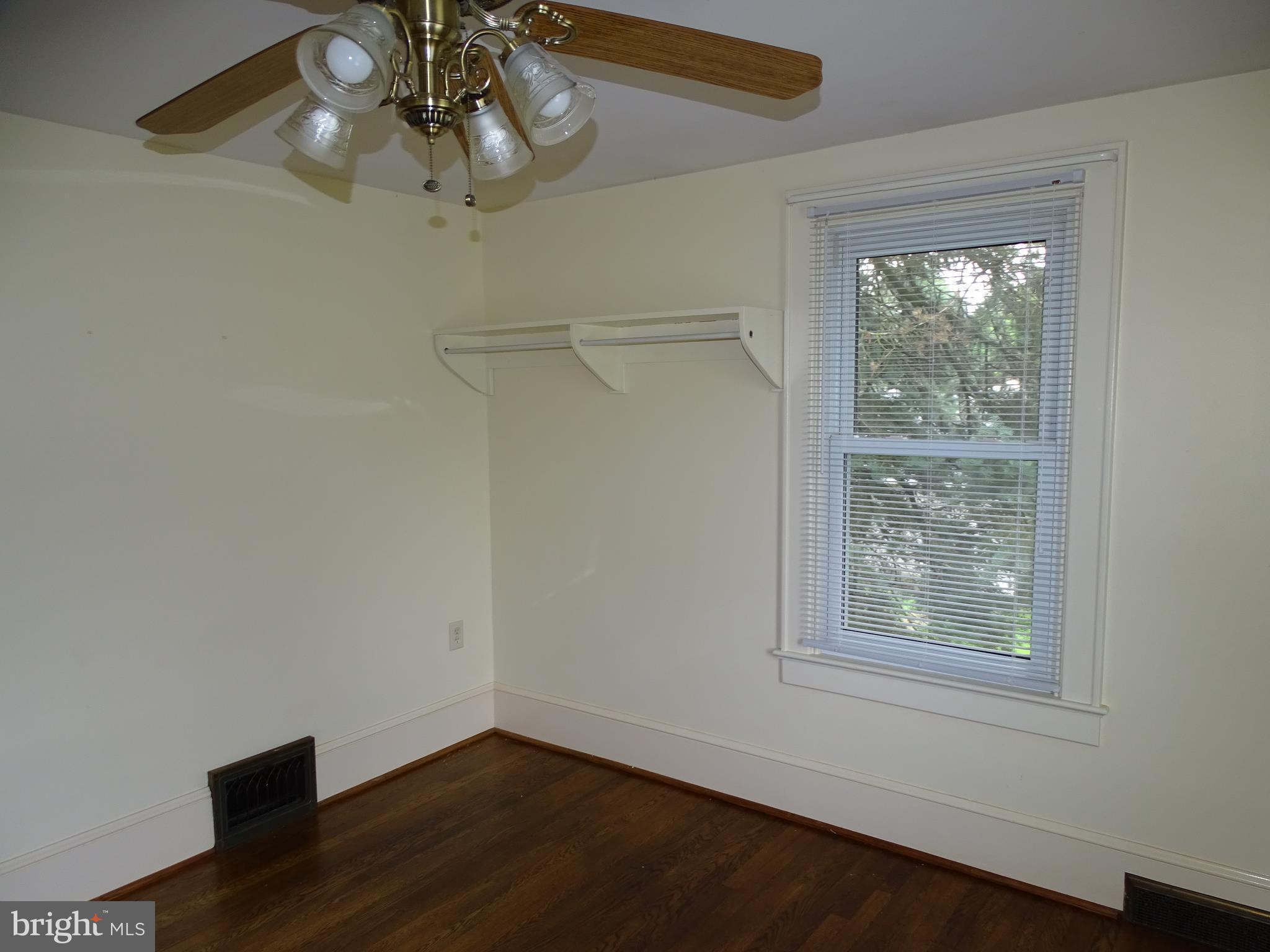 FRIENDSHIP VILLAGE RD - Residential Lease