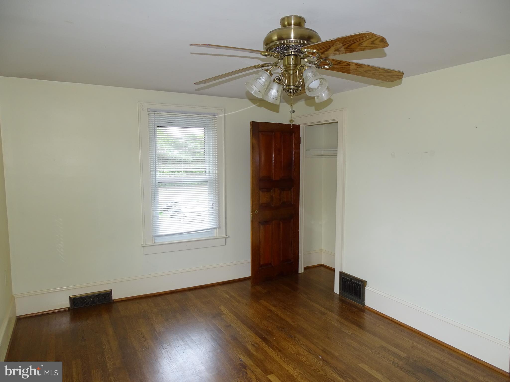 FRIENDSHIP VILLAGE RD - Residential Lease