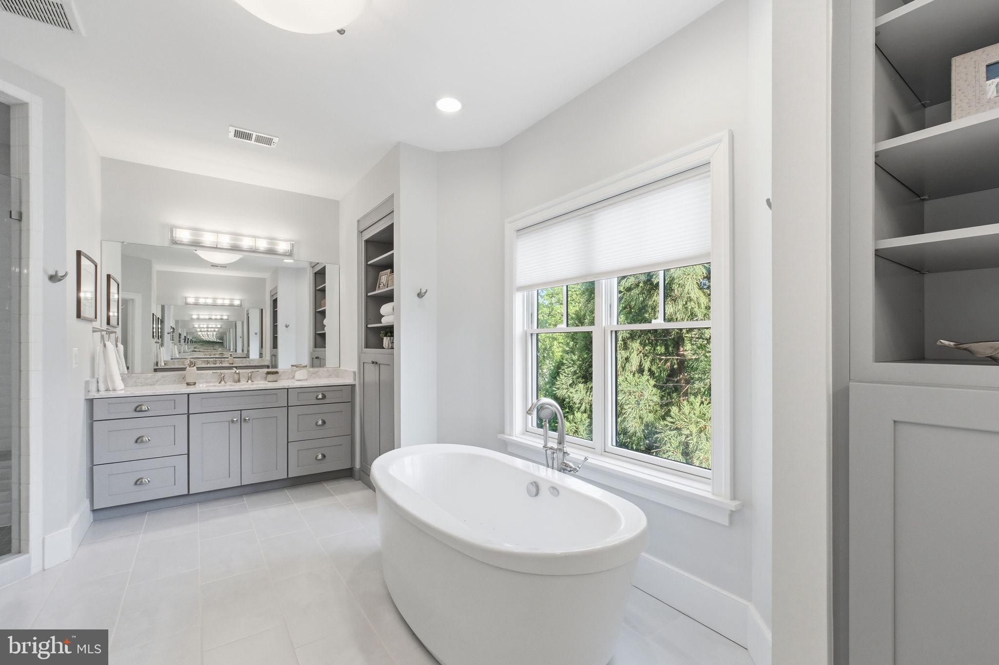 NORTH ARLINGTON - Residential