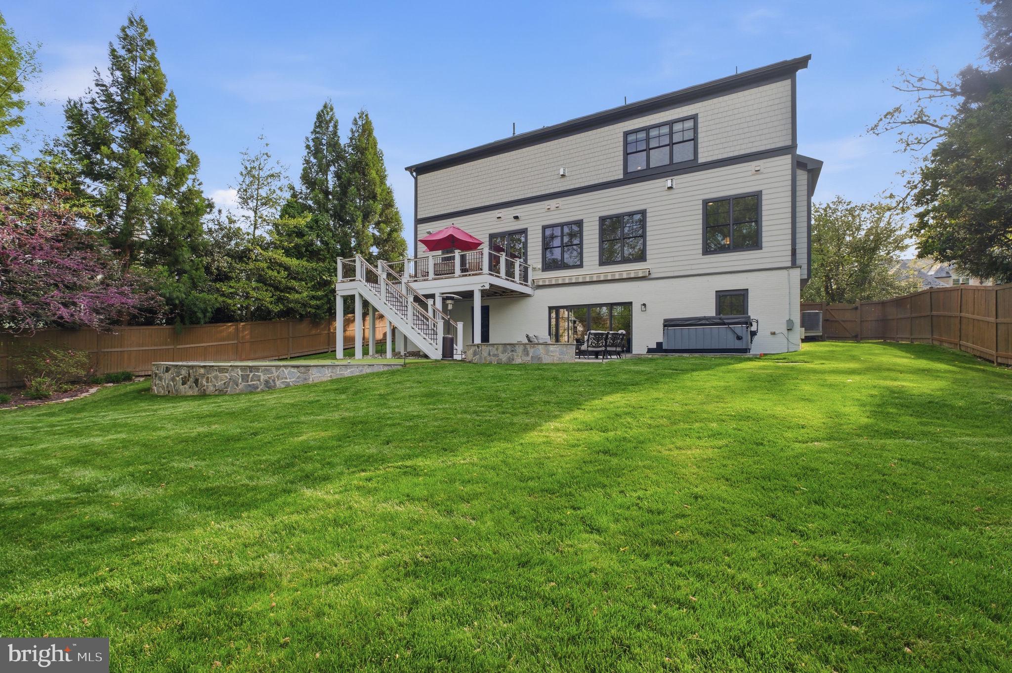 NORTH ARLINGTON - Residential