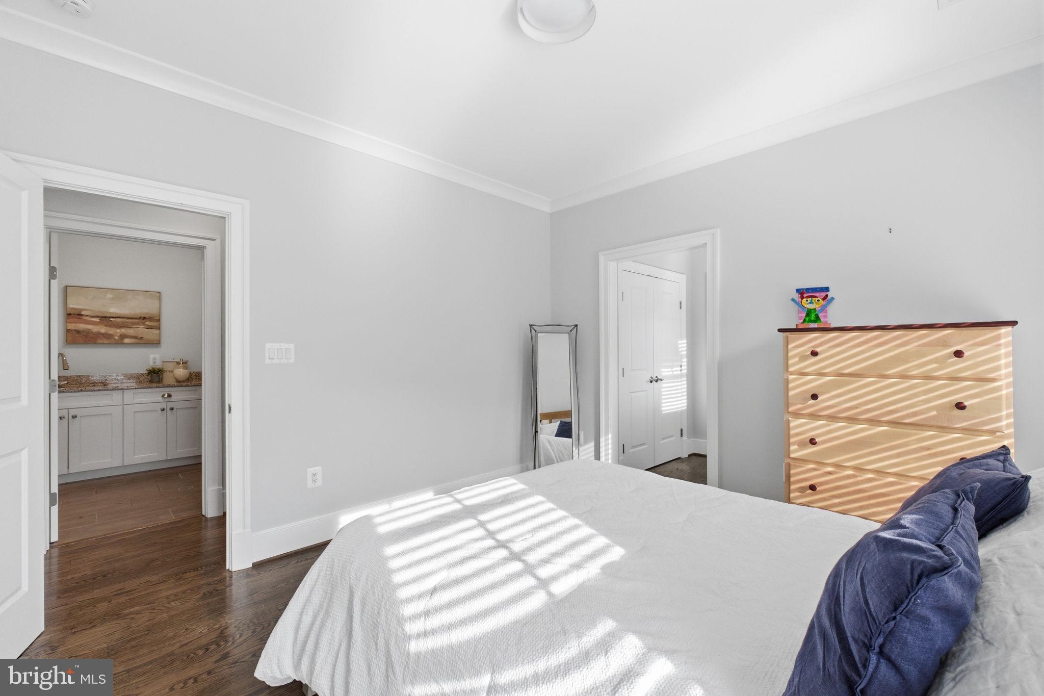 NORTH ARLINGTON - Residential