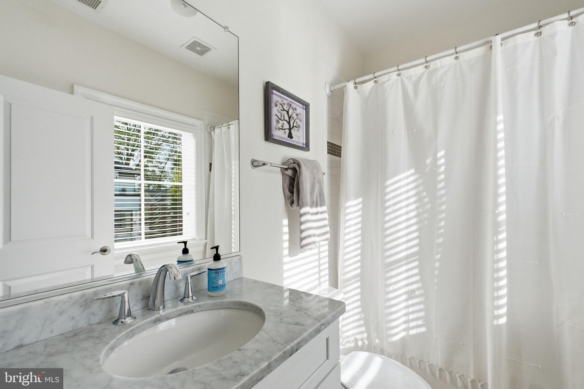 NORTH ARLINGTON - Residential