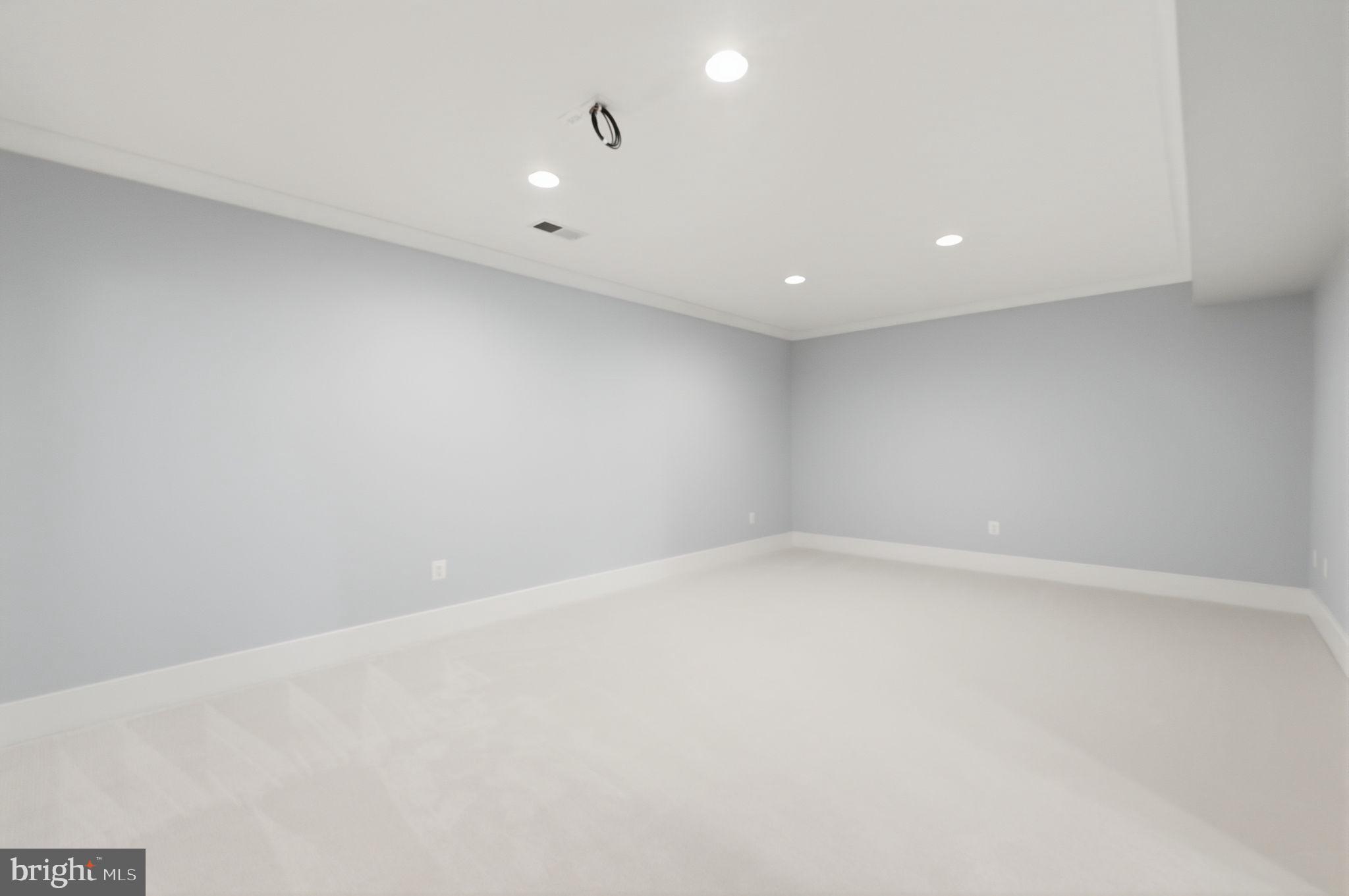 NORTH ARLINGTON - Residential