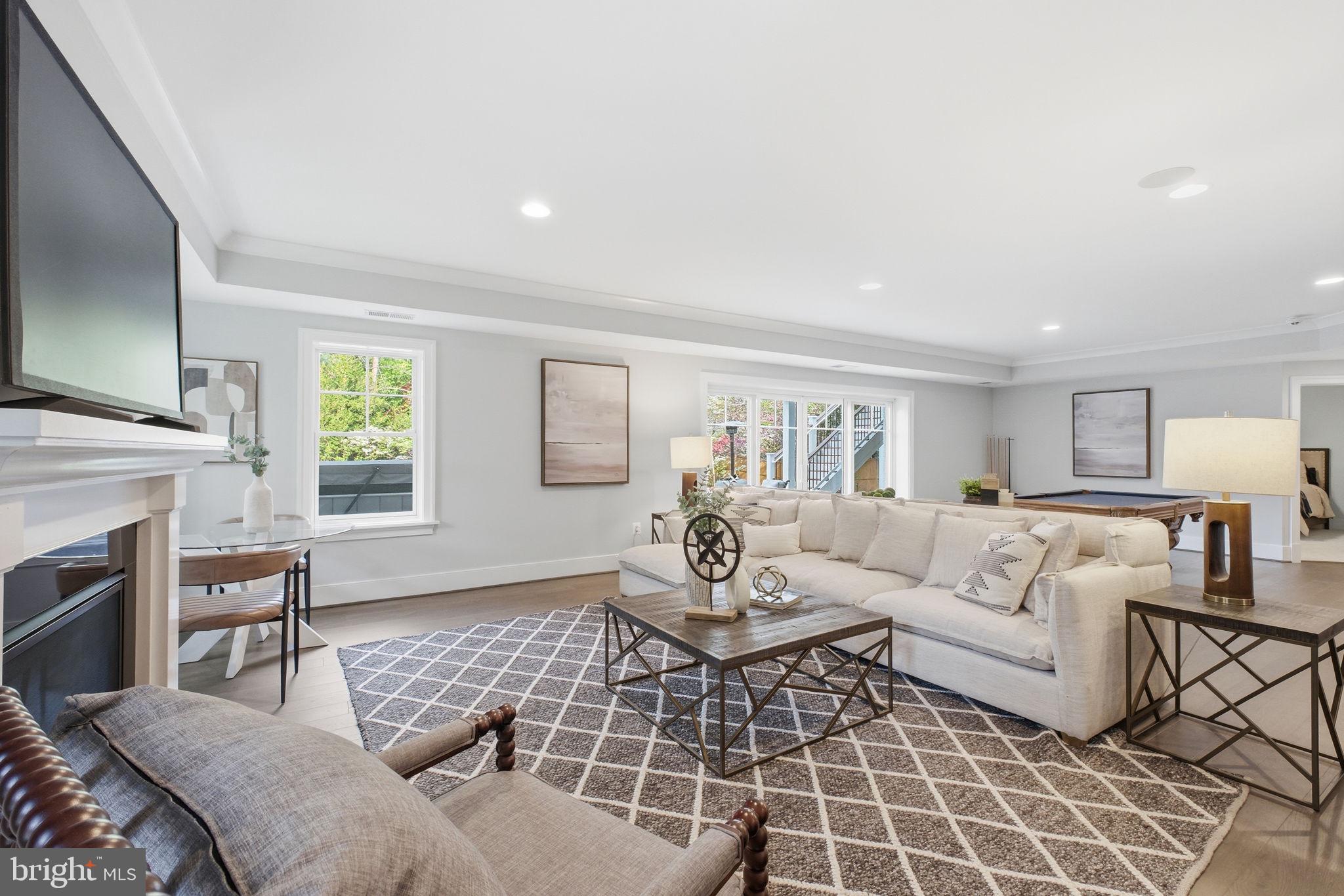 NORTH ARLINGTON - Residential