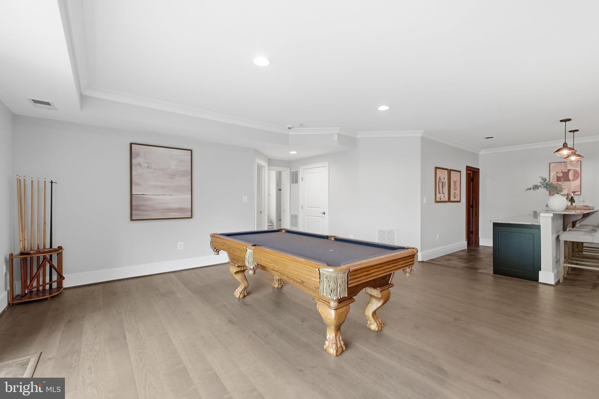 NORTH ARLINGTON - Residential