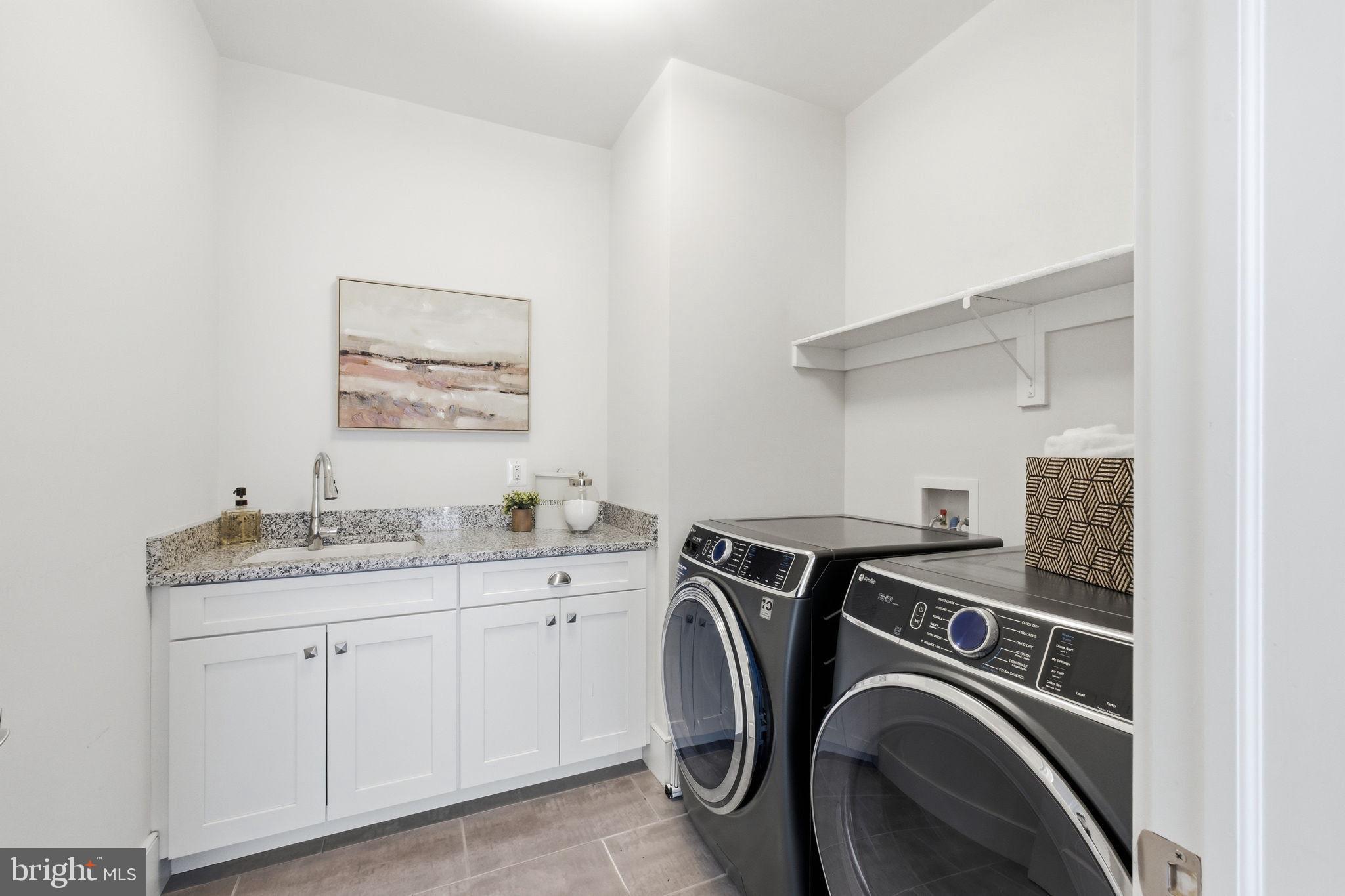 NORTH ARLINGTON - Residential