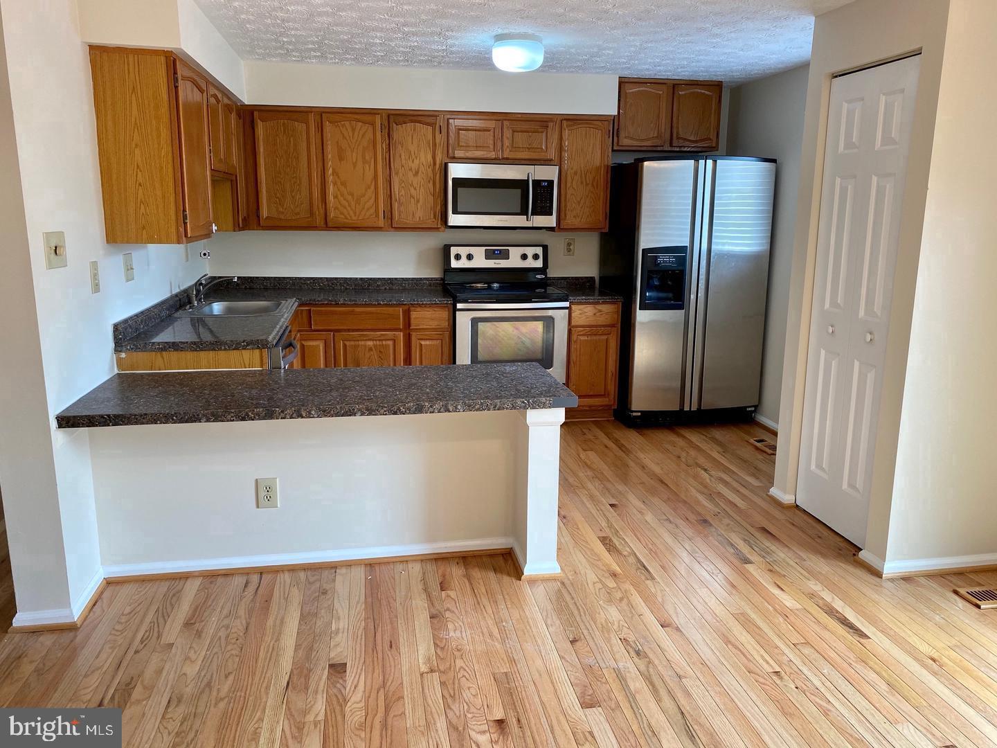 CARTERS COVE - Residential Lease