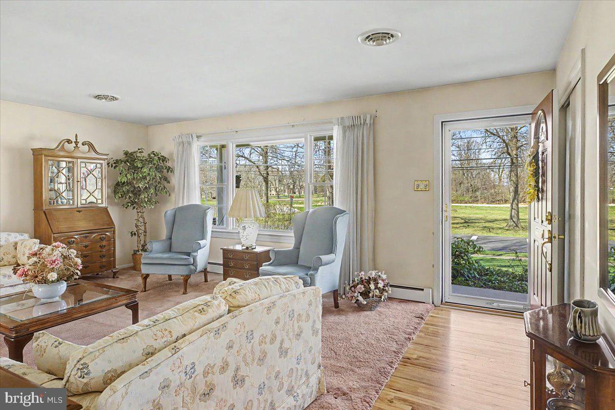 DOYLESTOWN BORO - Residential