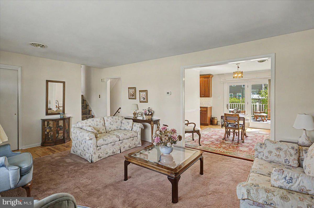 DOYLESTOWN BORO - Residential