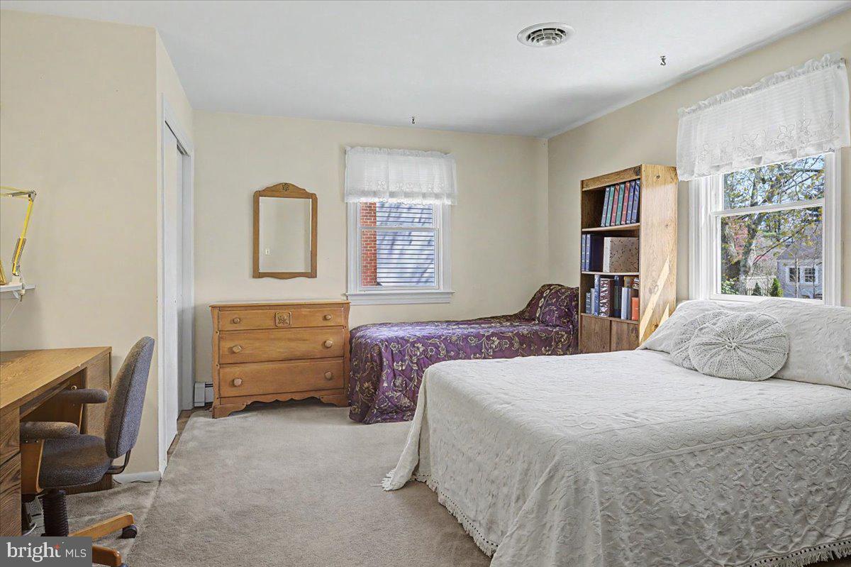 DOYLESTOWN BORO - Residential