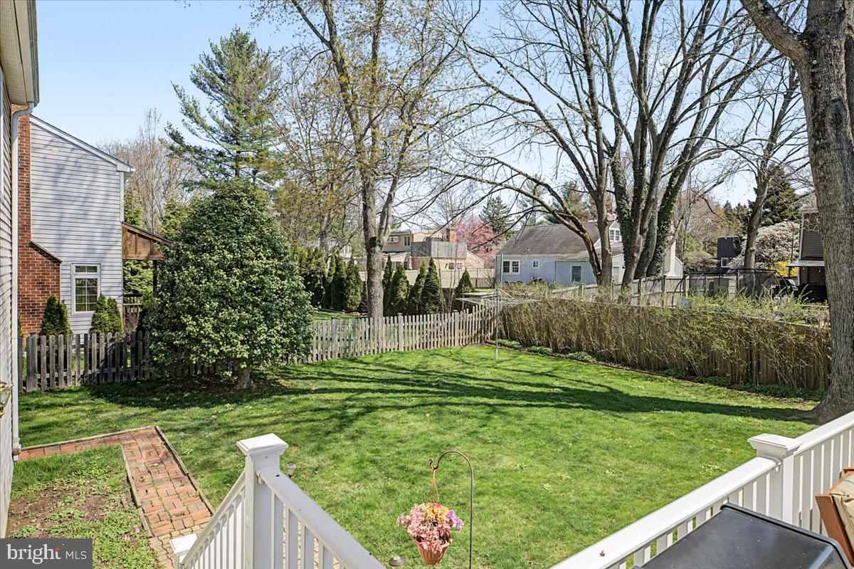 DOYLESTOWN BORO - Residential