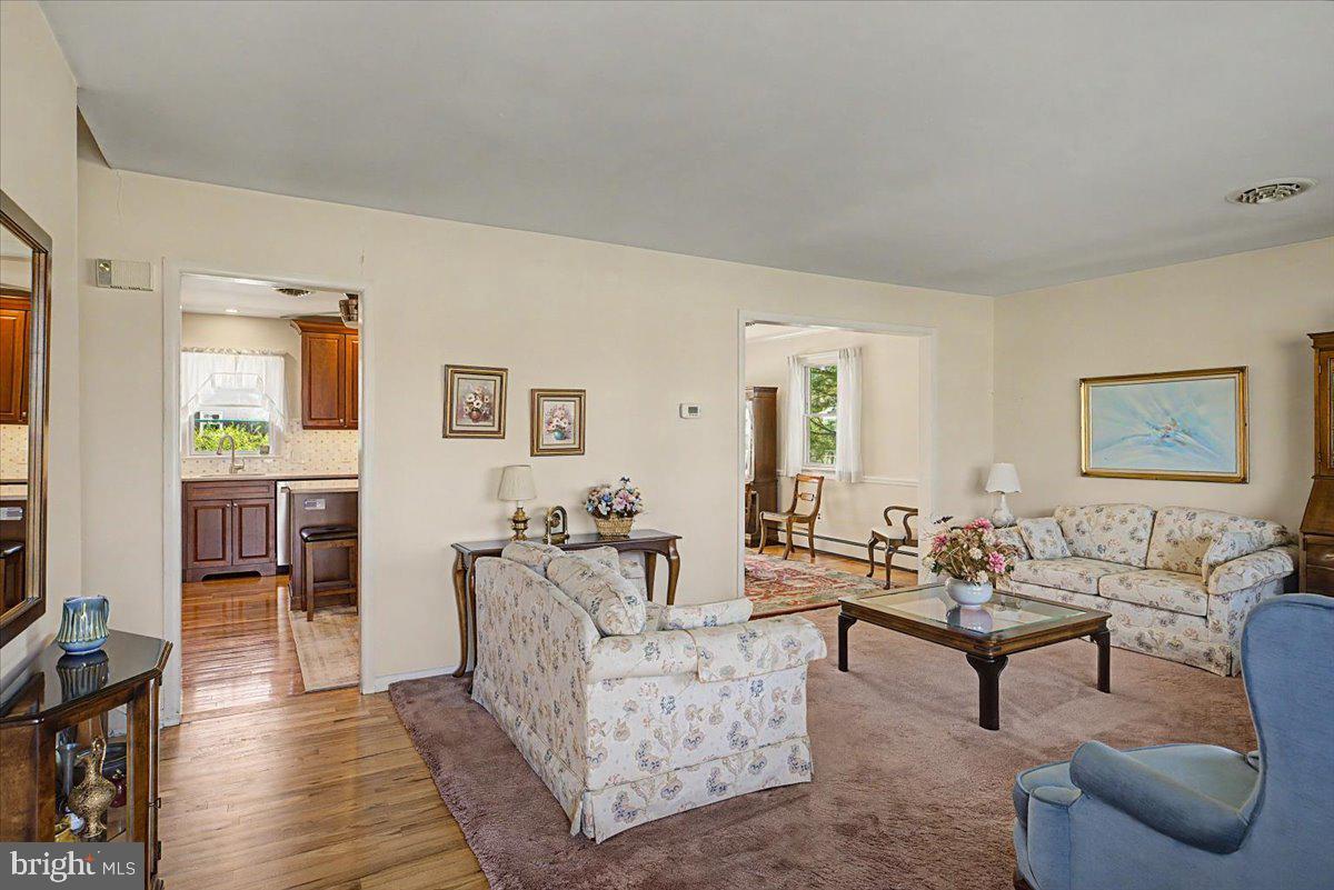 DOYLESTOWN BORO - Residential