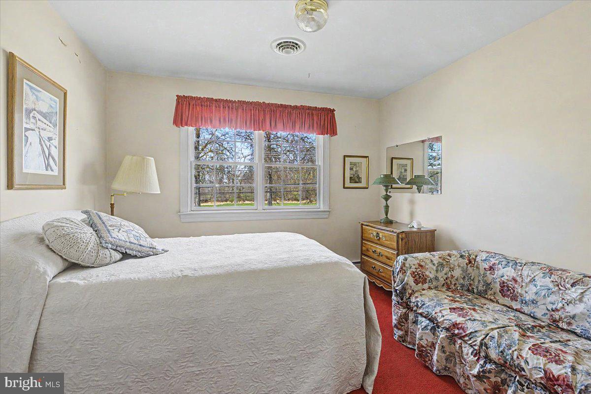 DOYLESTOWN BORO - Residential