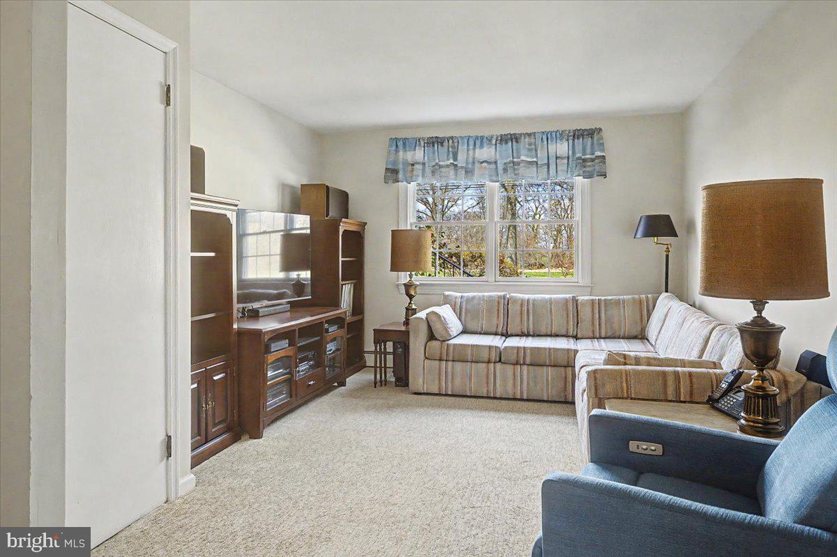 DOYLESTOWN BORO - Residential