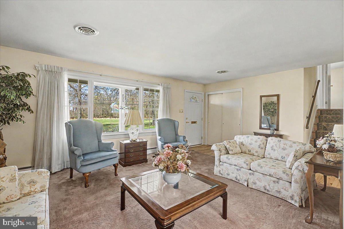 DOYLESTOWN BORO - Residential