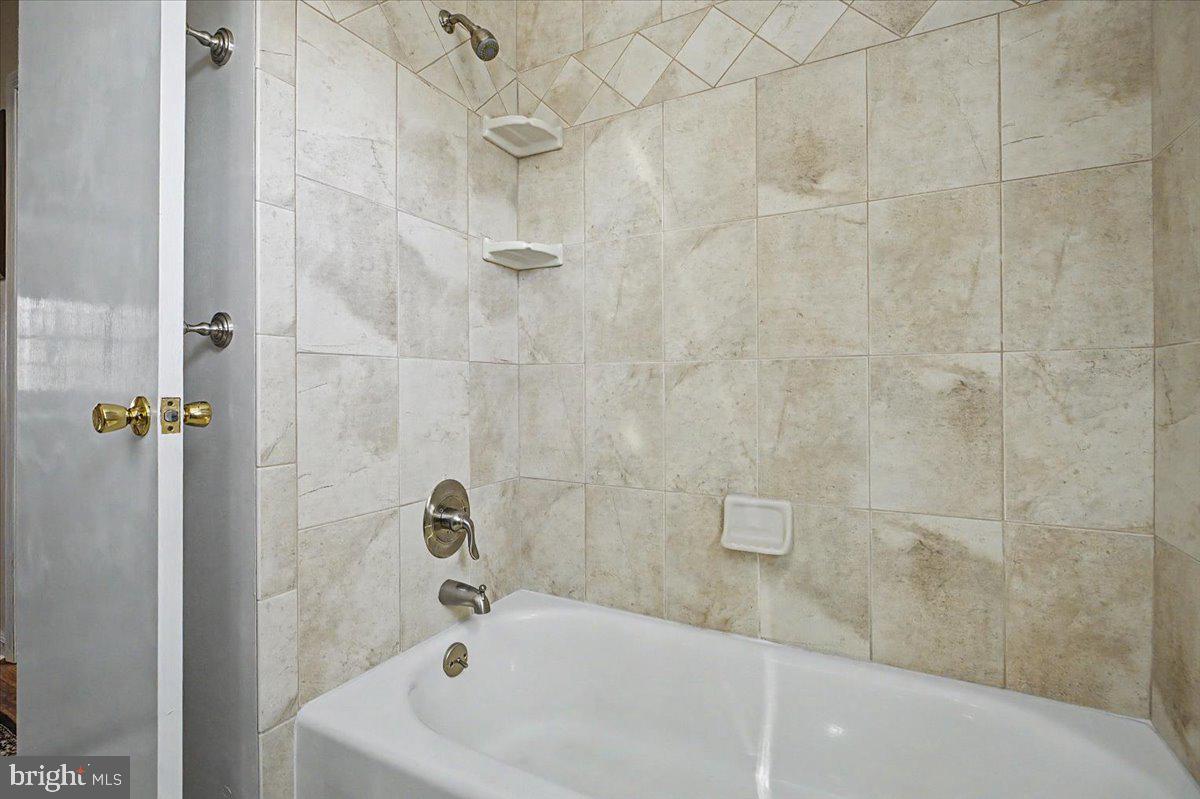 DOYLESTOWN BORO - Residential