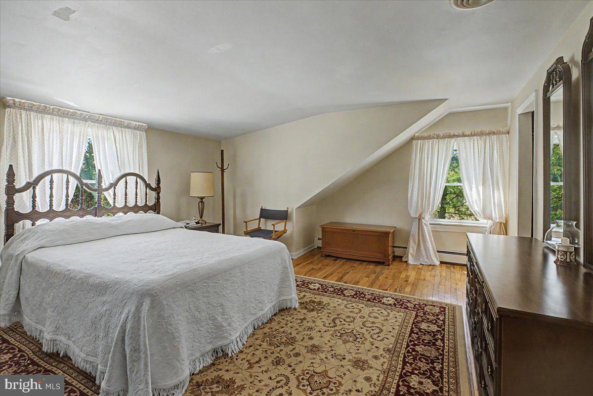 DOYLESTOWN BORO - Residential