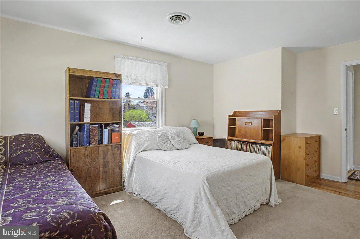 DOYLESTOWN BORO - Residential