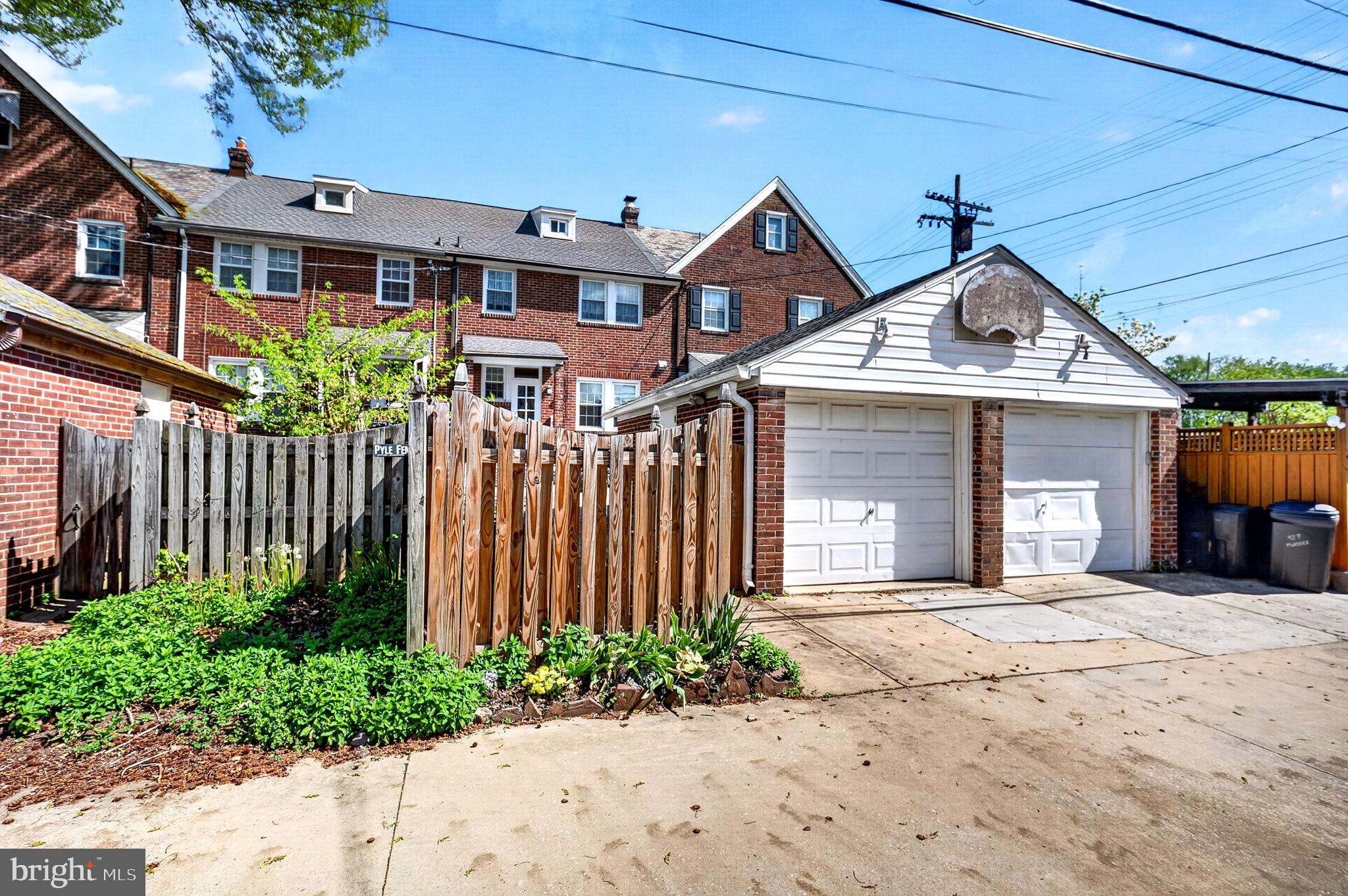 RODGERS FORGE - Residential