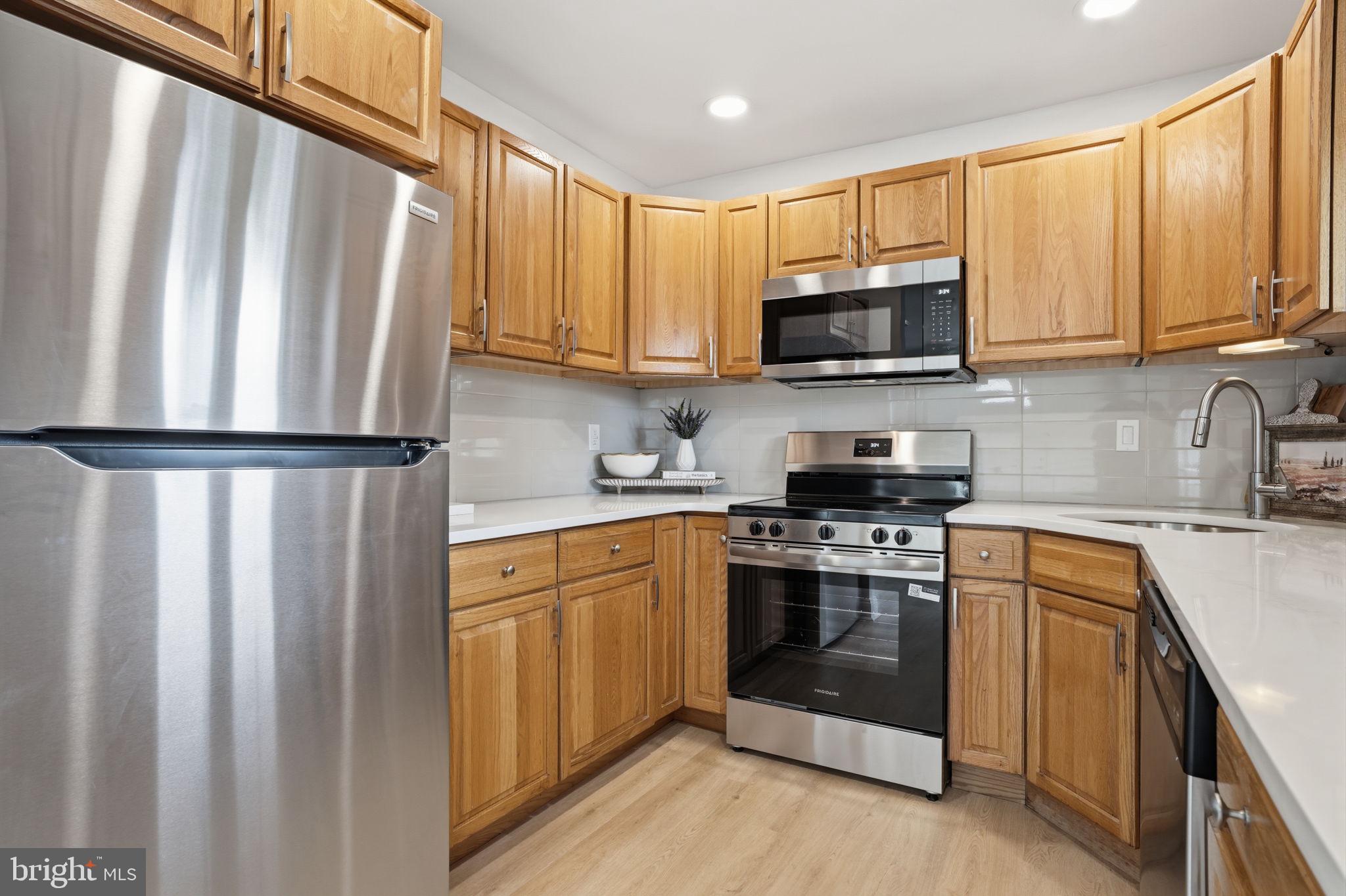 WHITEWOOD - Residential