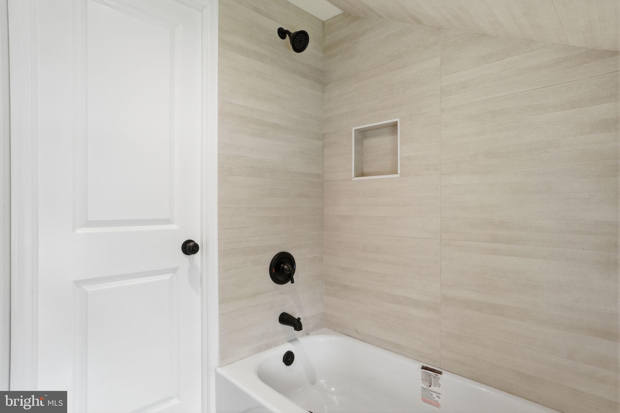 WHITEWOOD - Residential