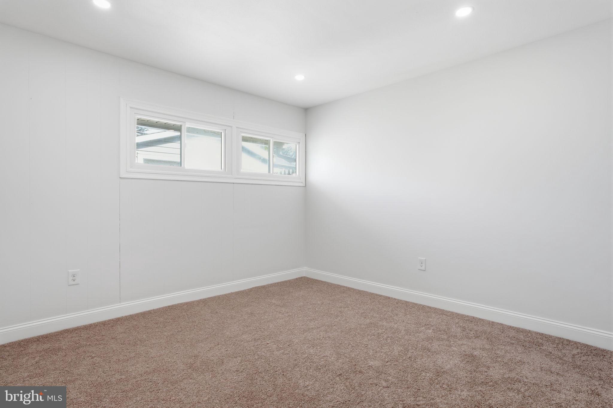 WHITEWOOD - Residential