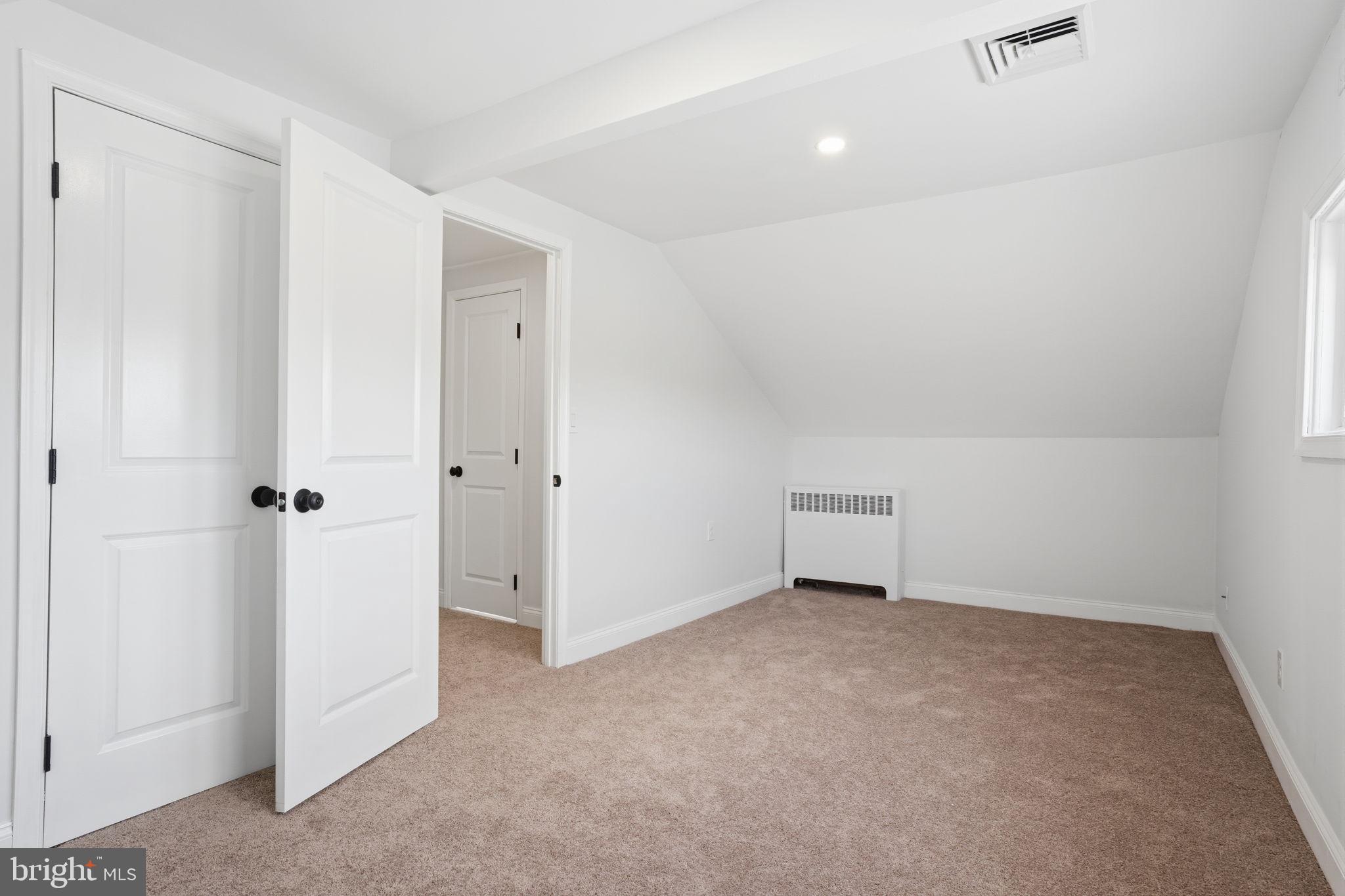 WHITEWOOD - Residential
