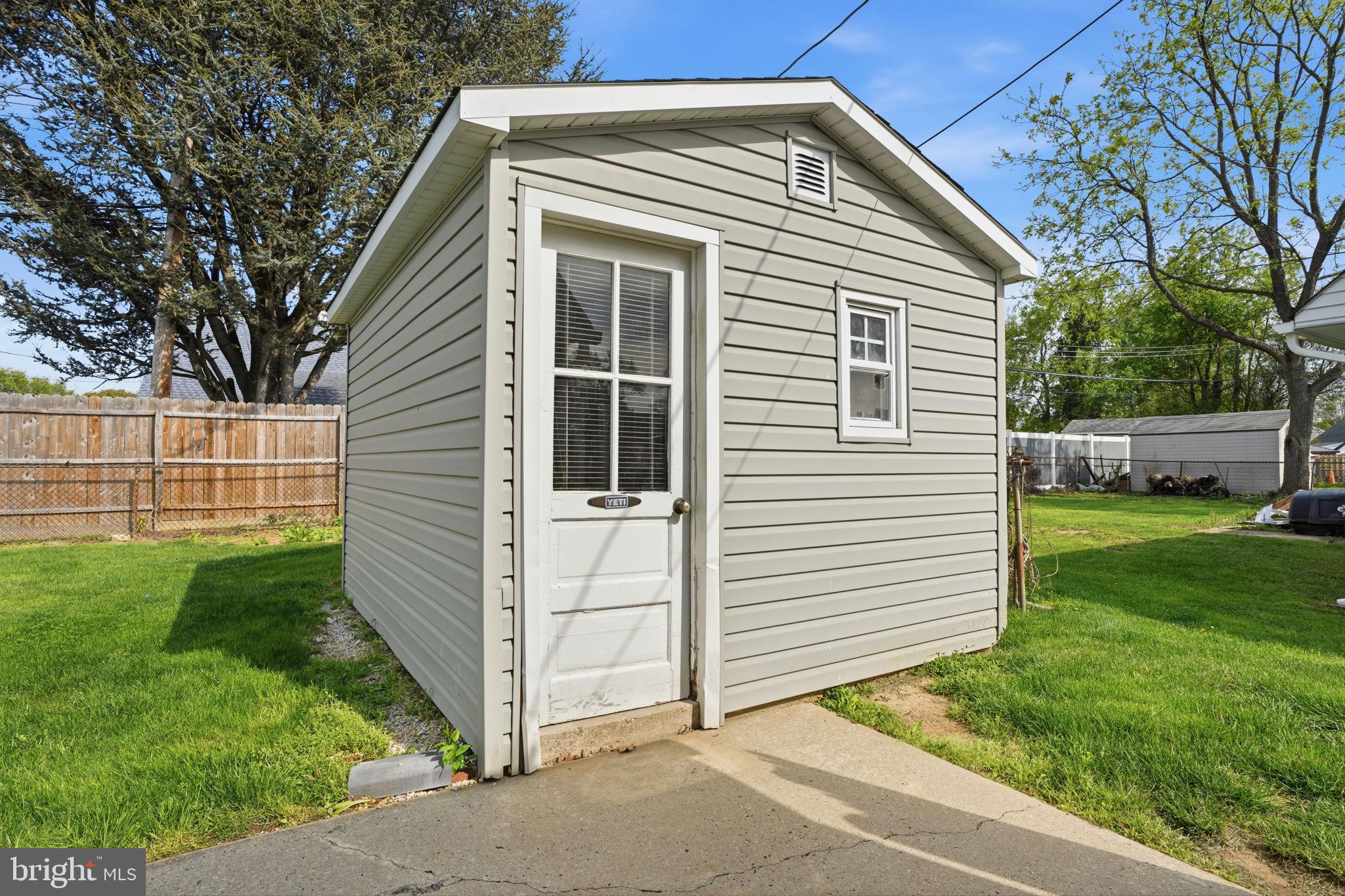 WHITEWOOD - Residential