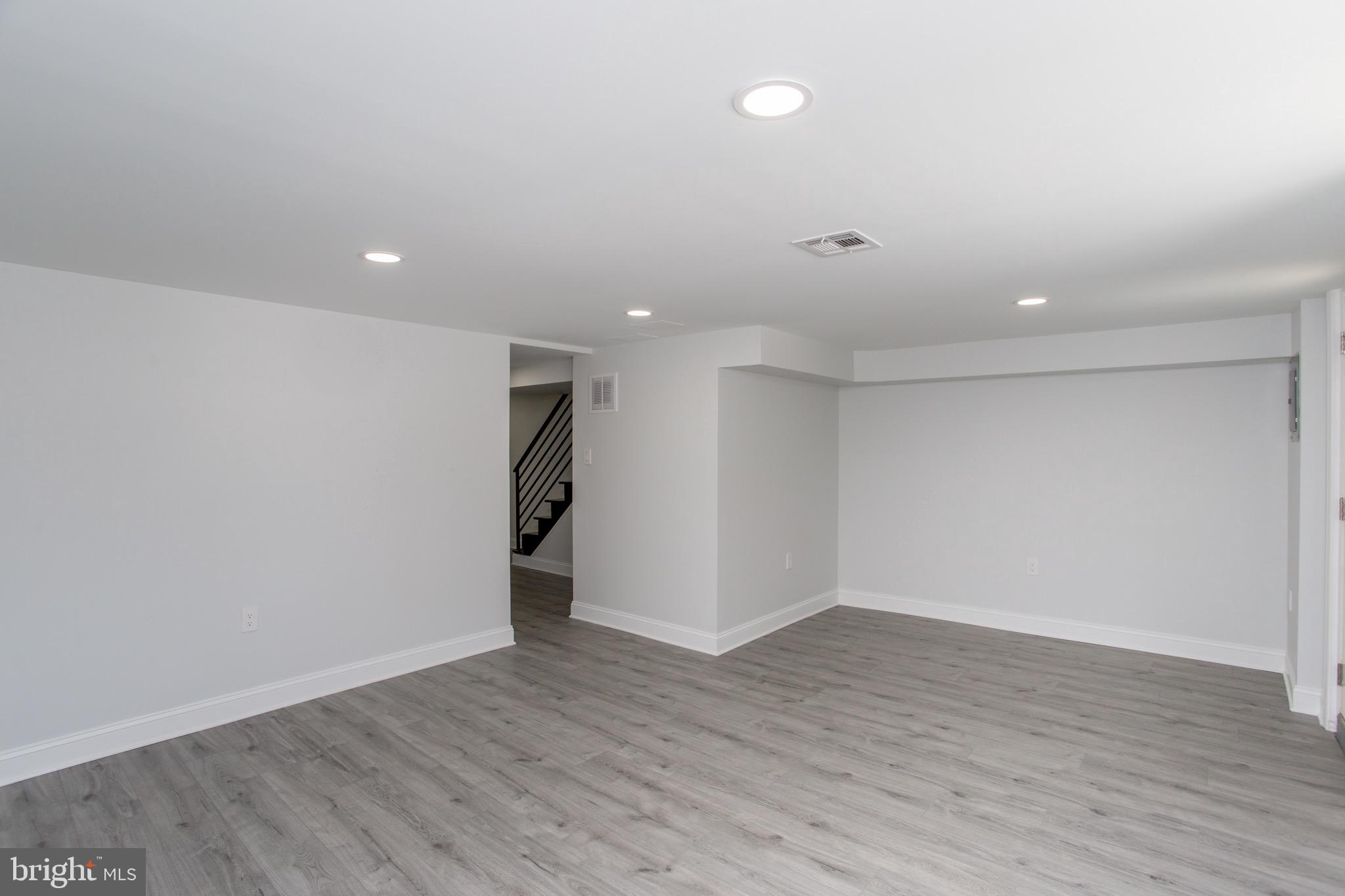 WALTON PARK - Residential