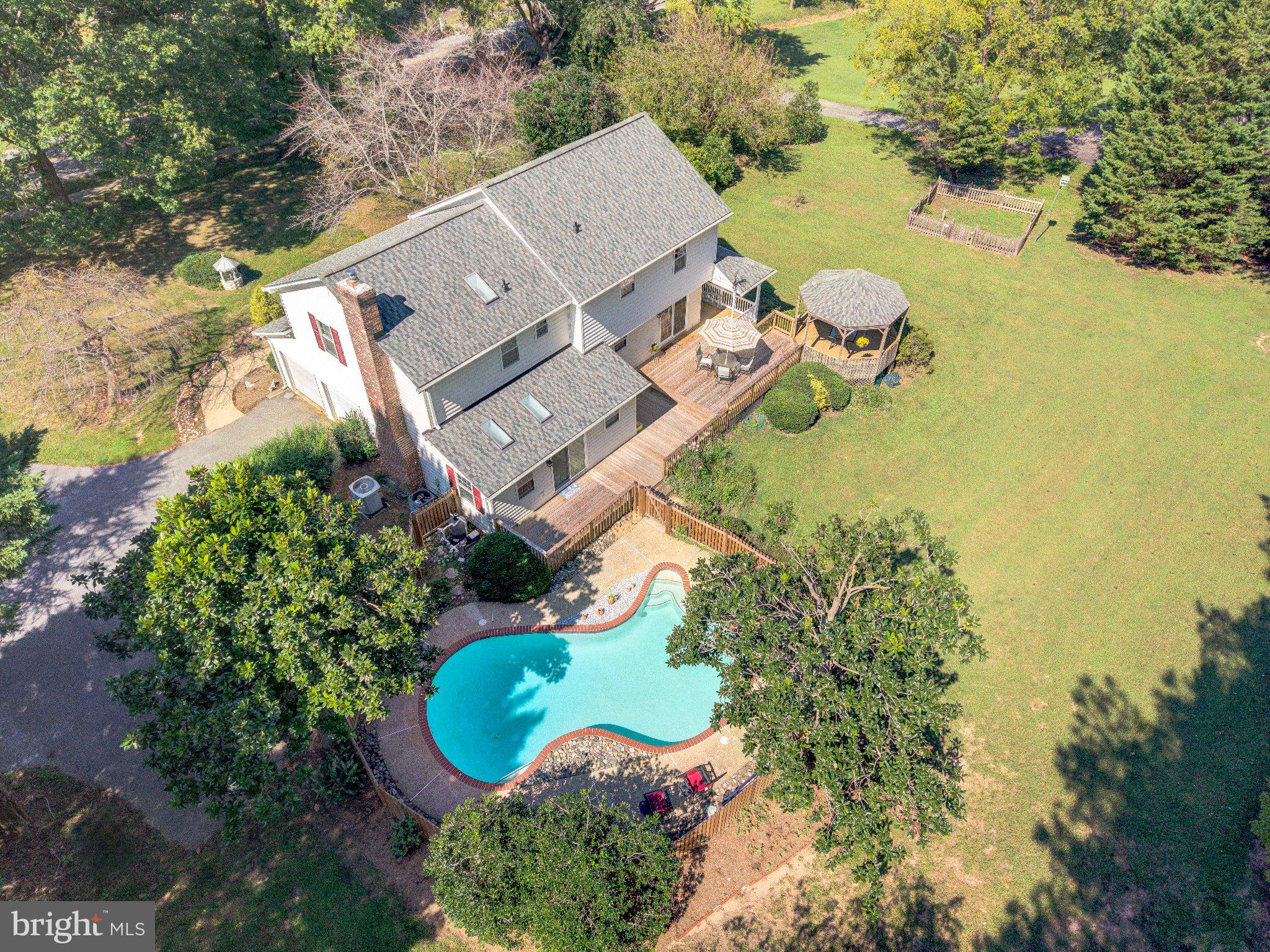 8115 ARBOR WAY