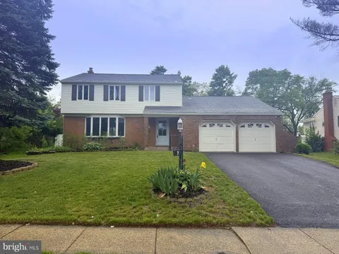 MLS: NJCD2093386
