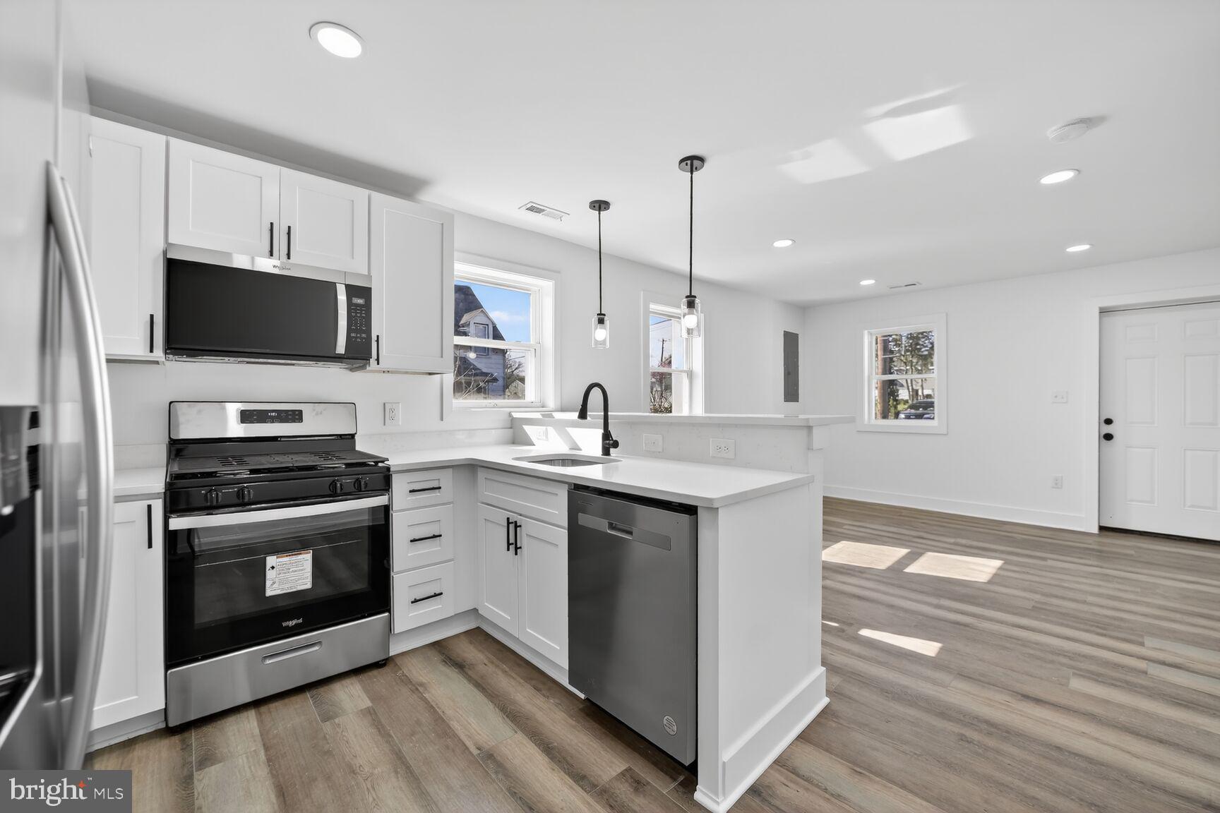 BRADBURY HEIGHTS - Residential