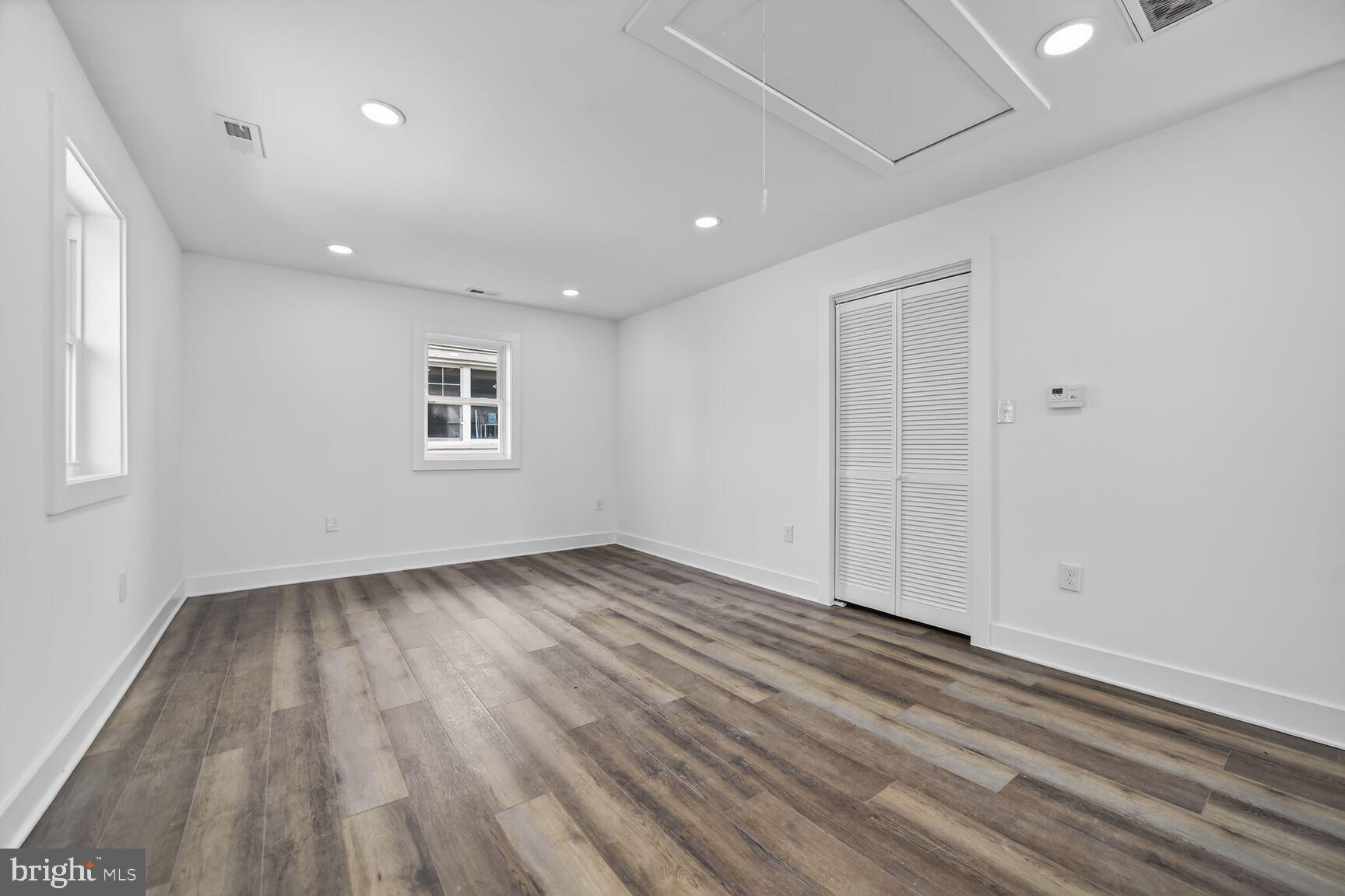 BRADBURY HEIGHTS - Residential