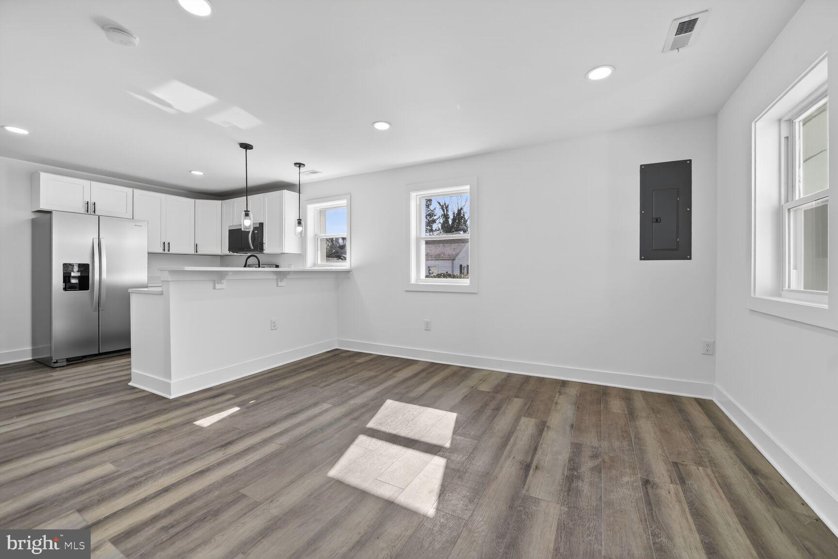 BRADBURY HEIGHTS - Residential