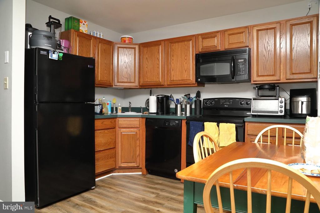 Photo of 140 Pickwick Place, Millersville, PA 17551 (MLS # PALA2047276)