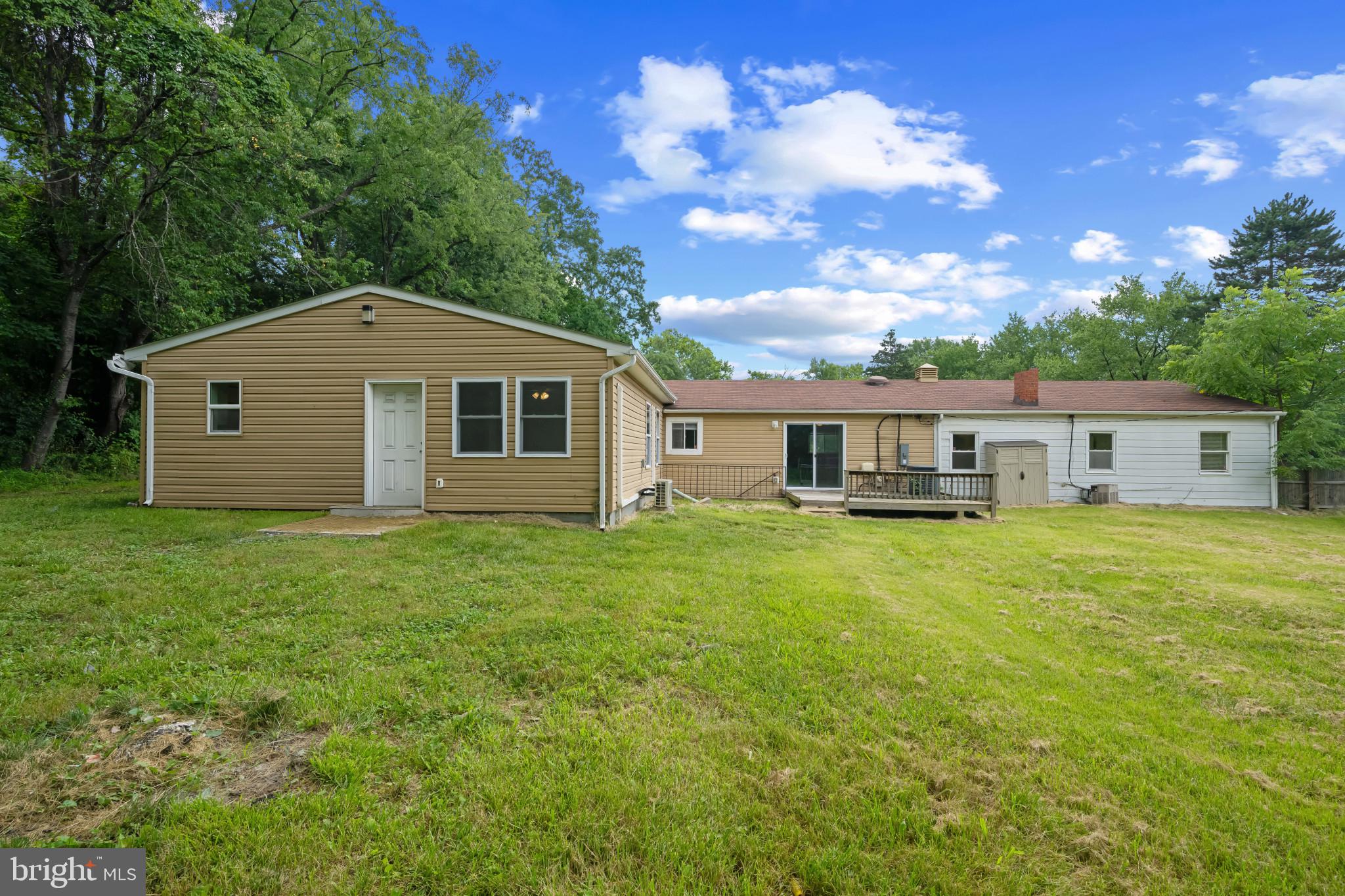 5520 CEDAR LANE