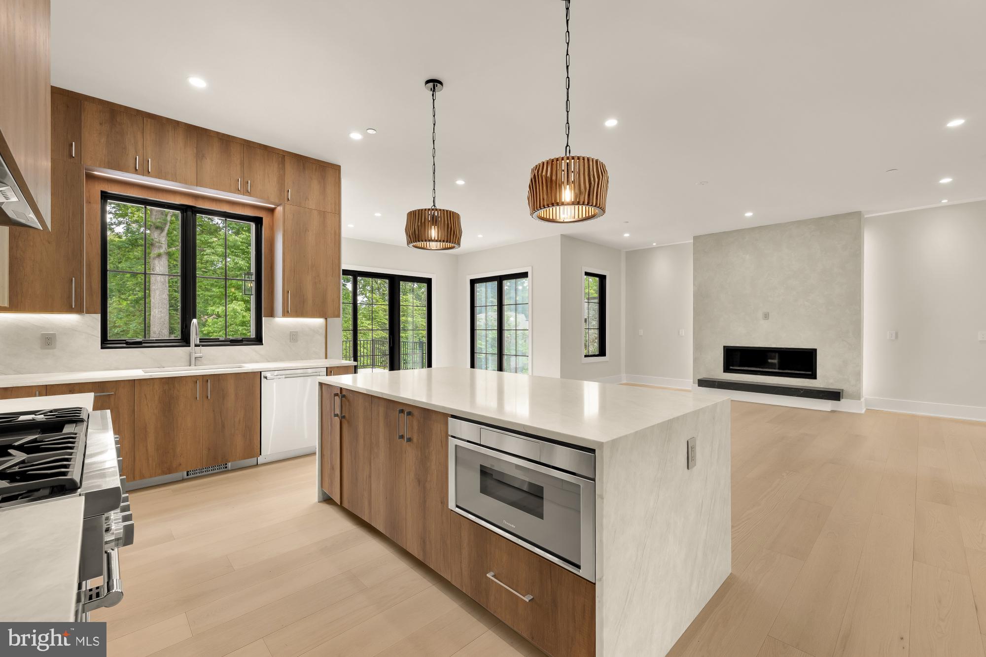 WOODHAVEN - Residential