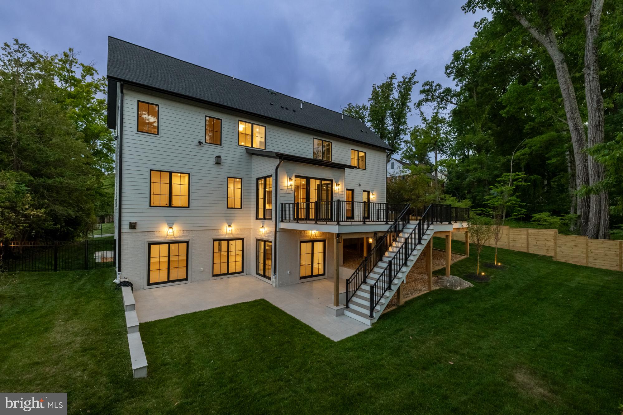 WOODHAVEN - Residential
