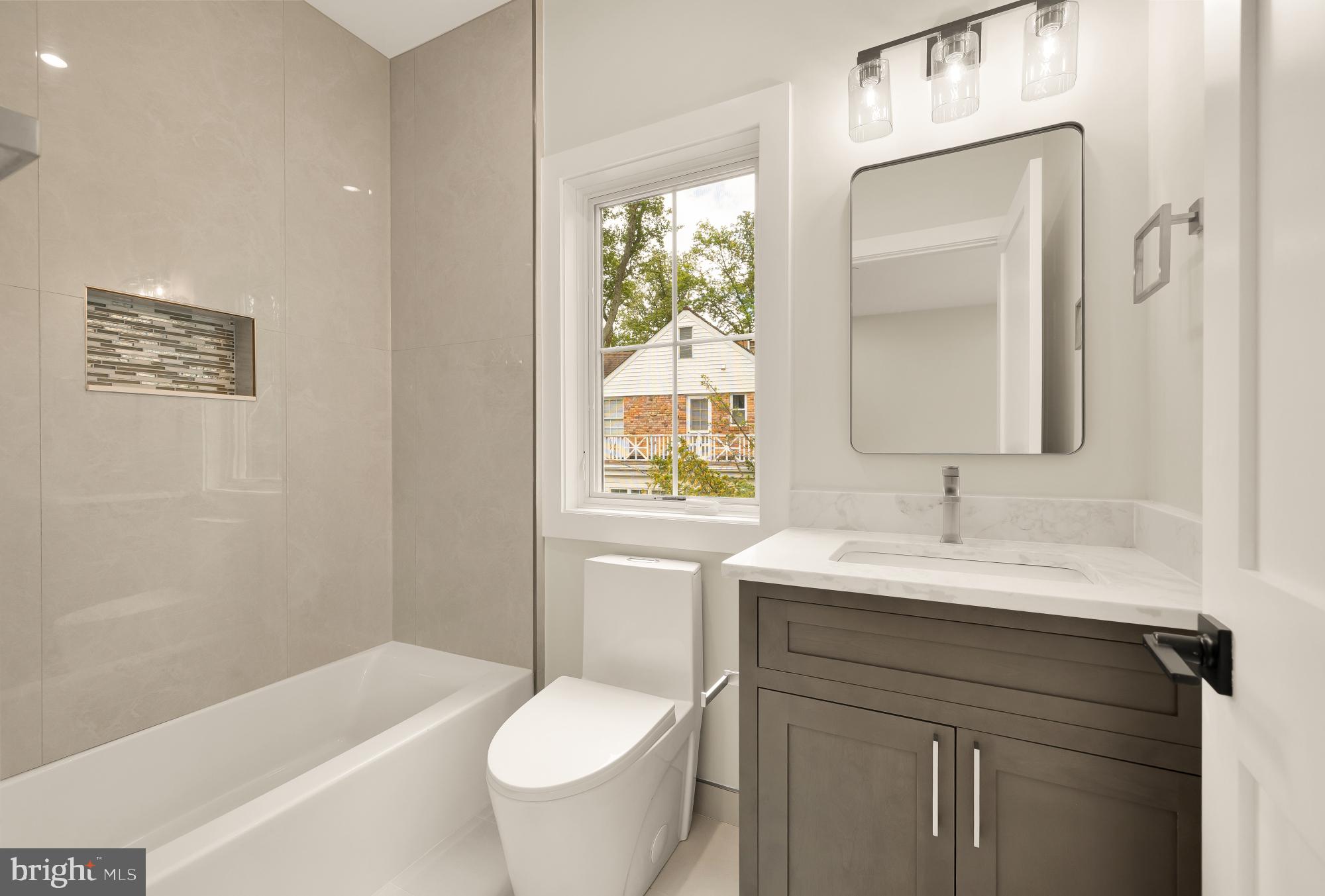 WOODHAVEN - Residential